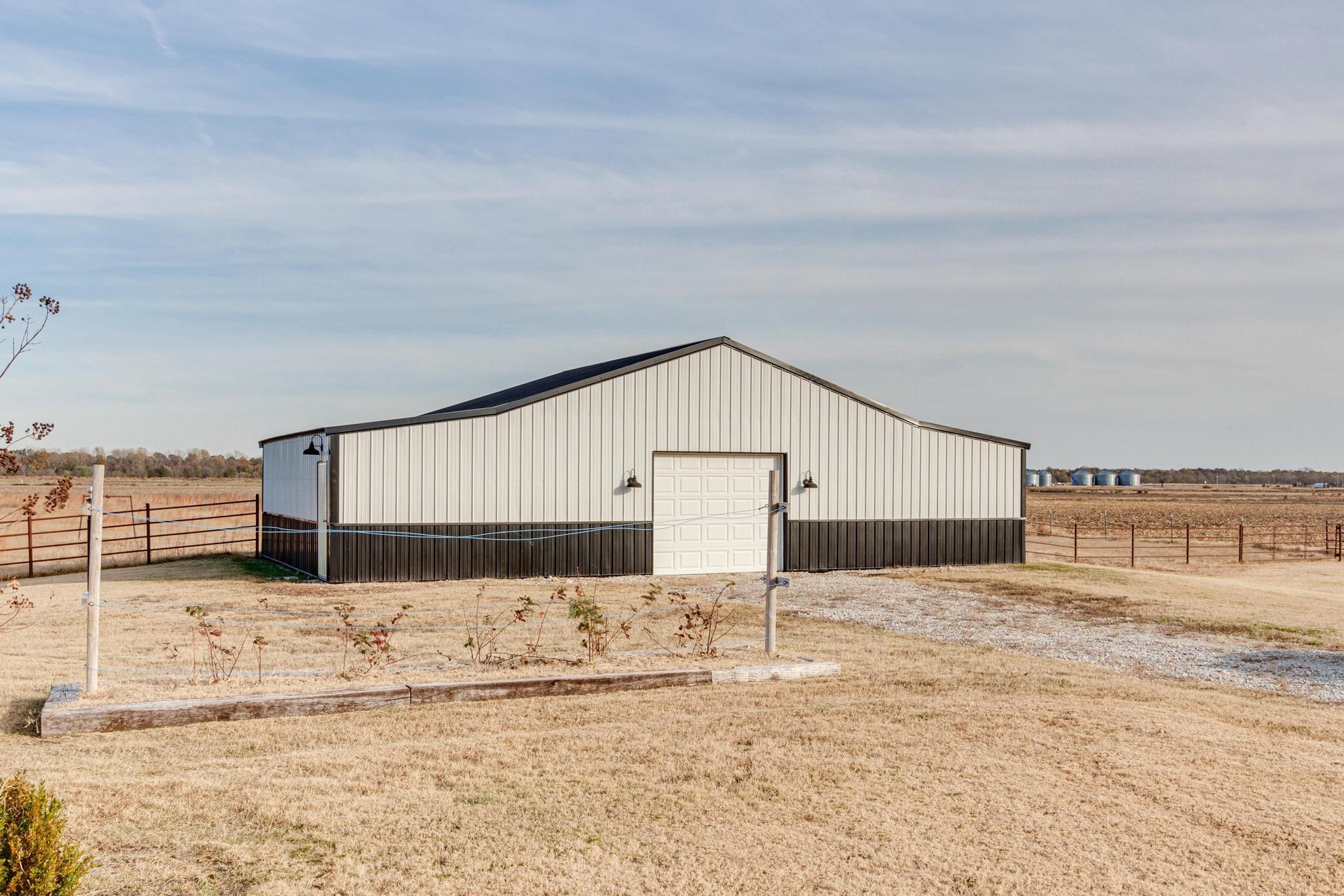 Metes & Bounds - Residential