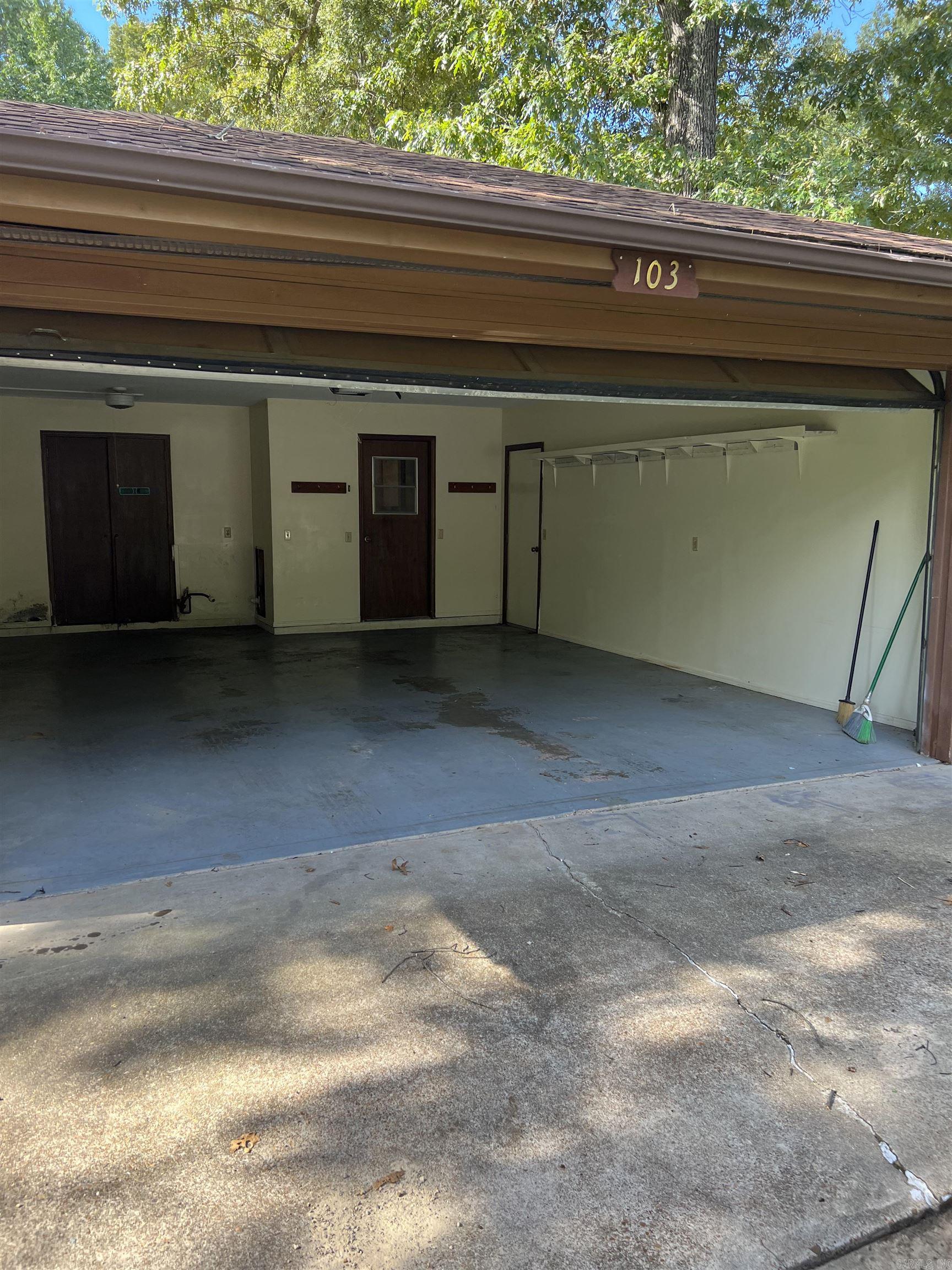WESTWOOD - Residential