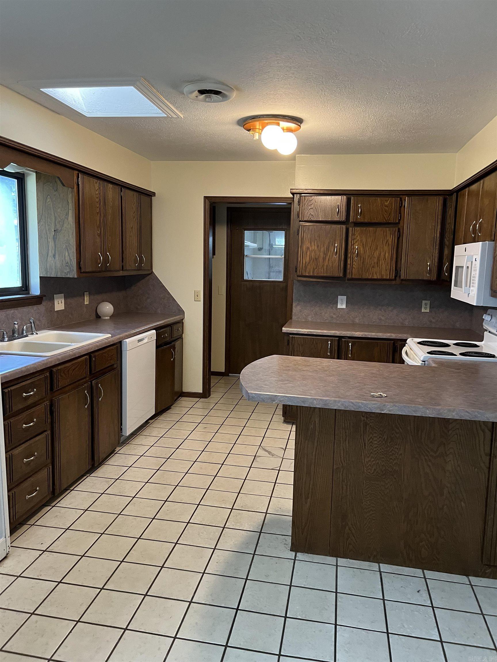 WESTWOOD - Residential