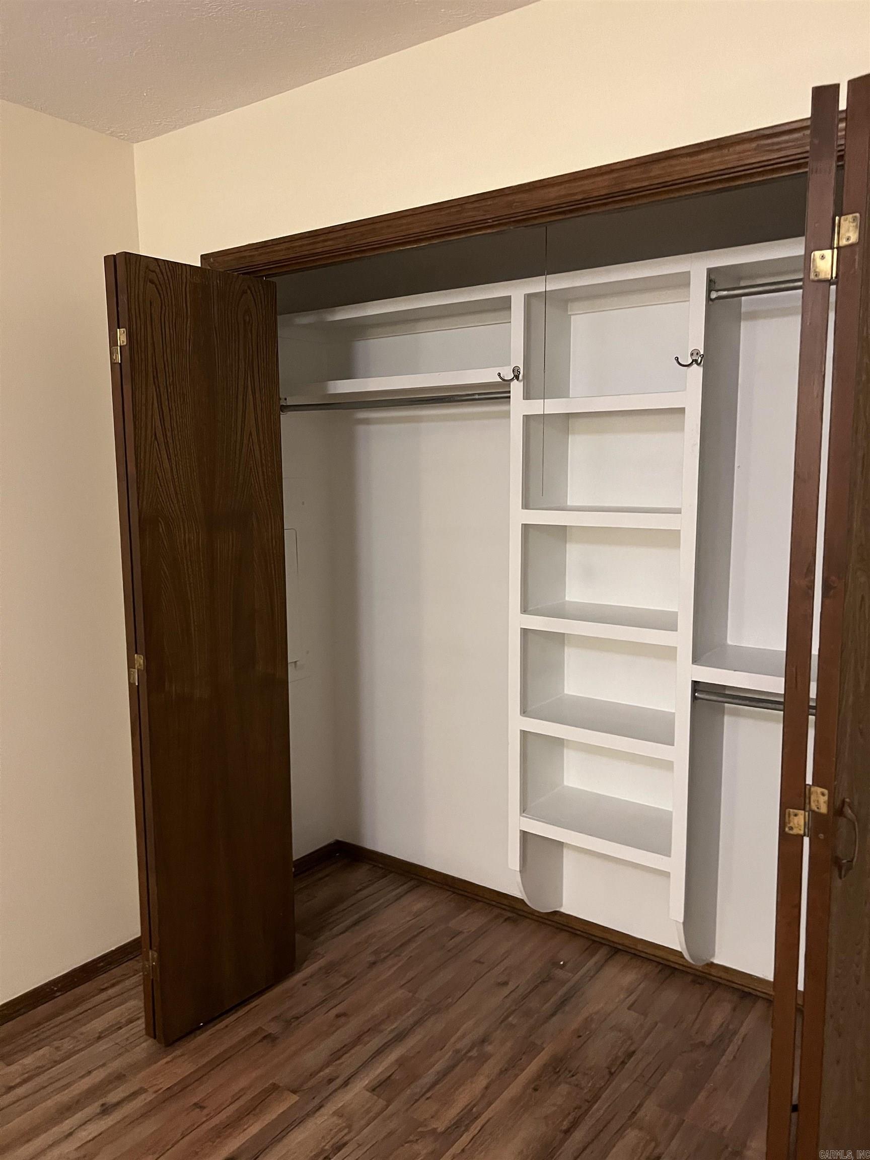 WESTWOOD - Residential