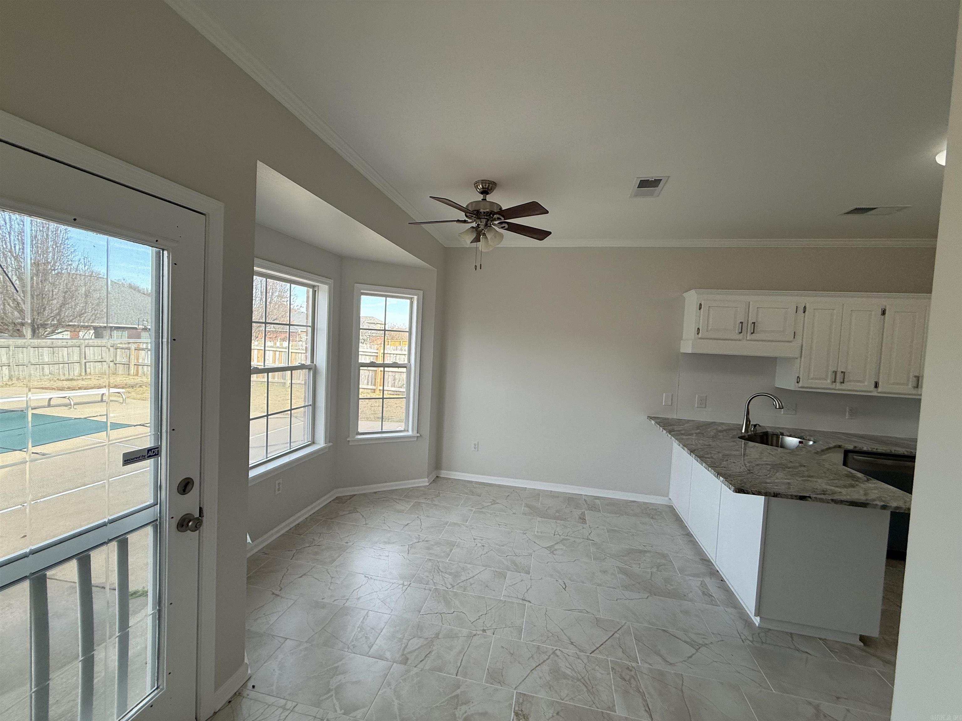 WOODLANDS EDGE - Residential