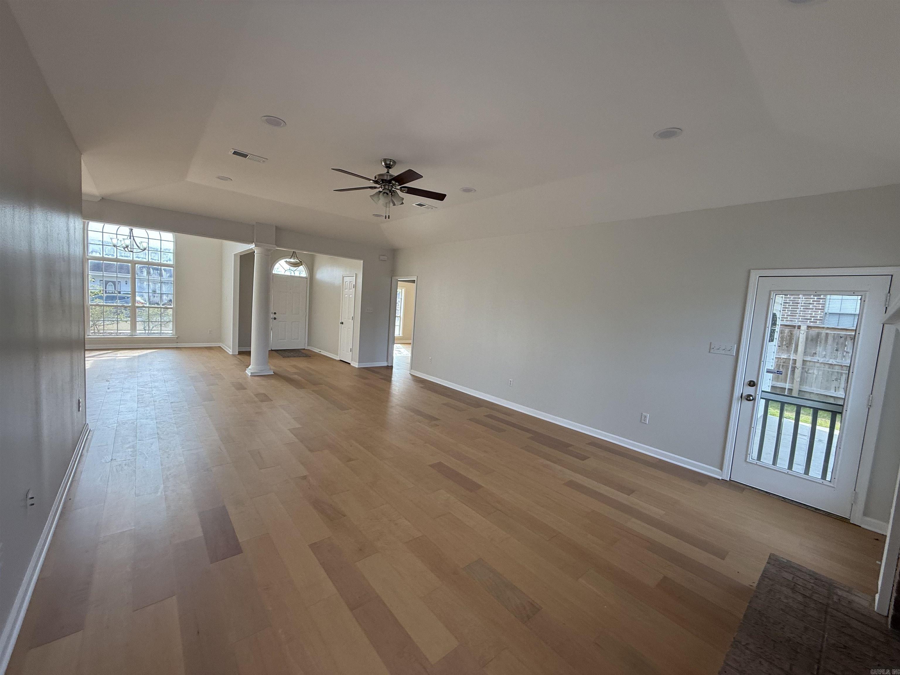 WOODLANDS EDGE - Residential