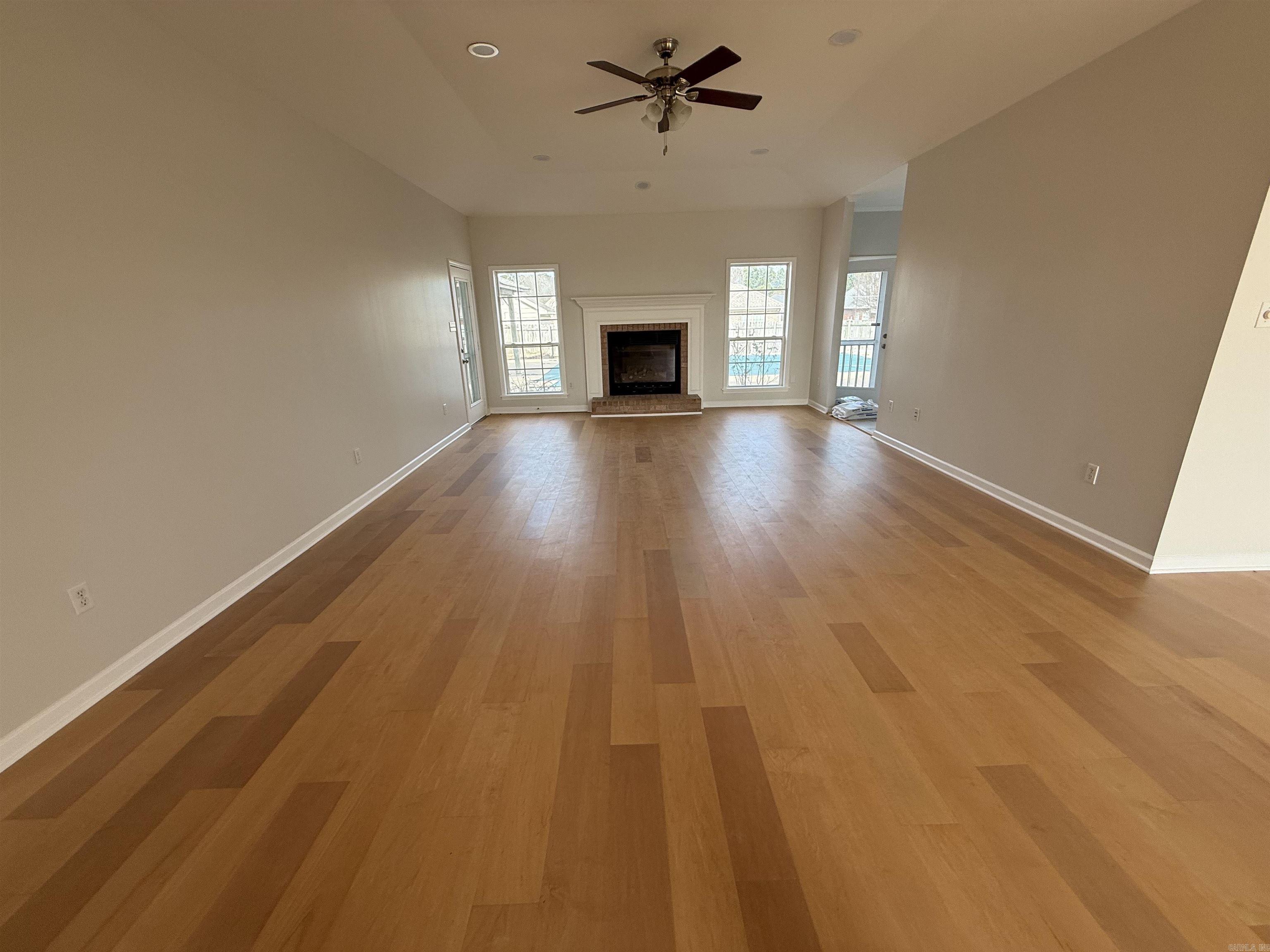 WOODLANDS EDGE - Residential