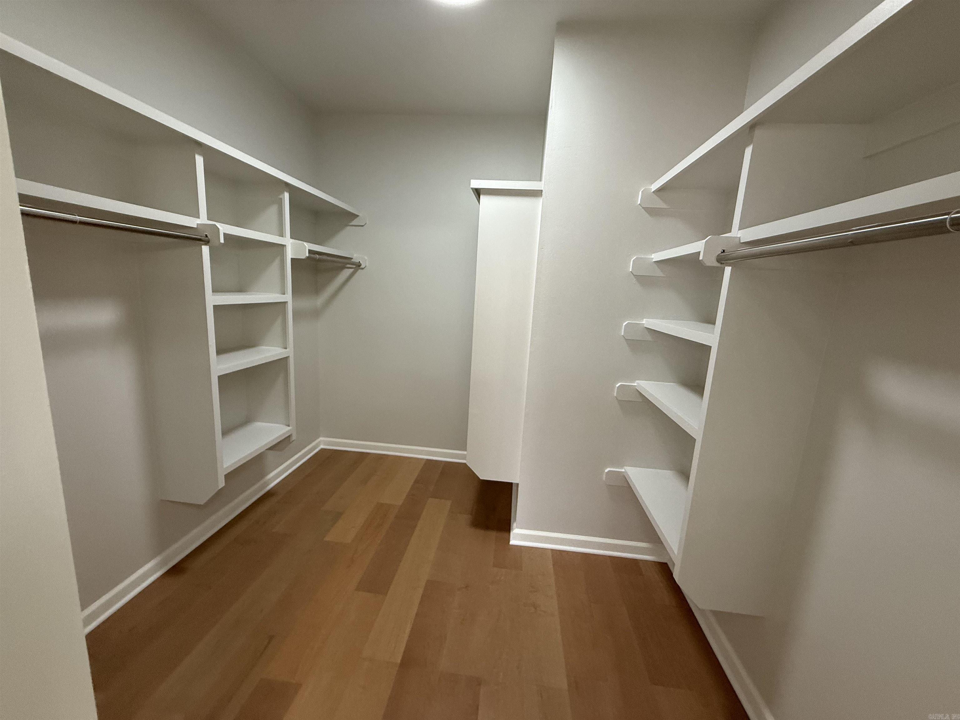 WOODLANDS EDGE - Residential