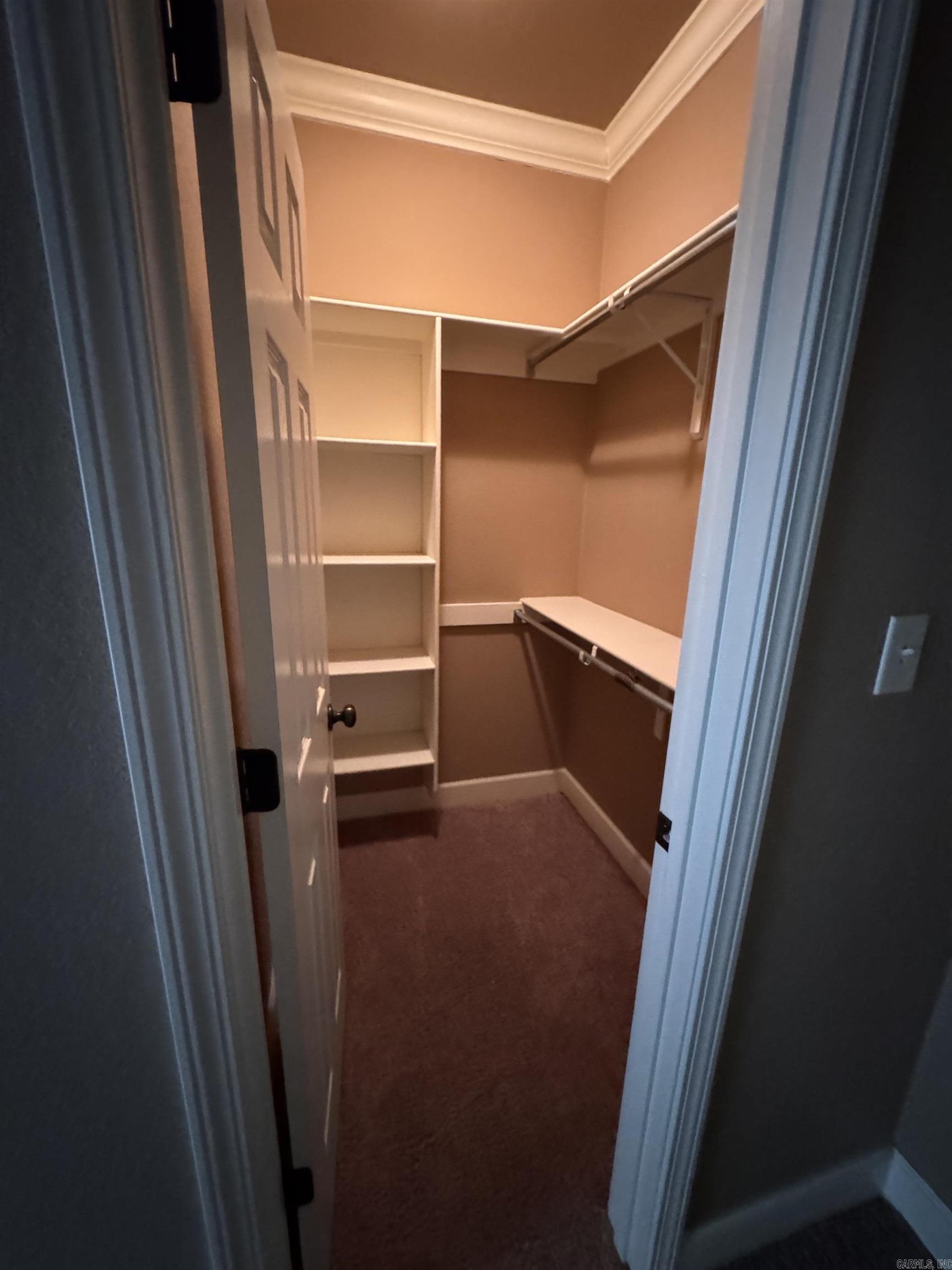 SADDLEBROOK EST - Residential