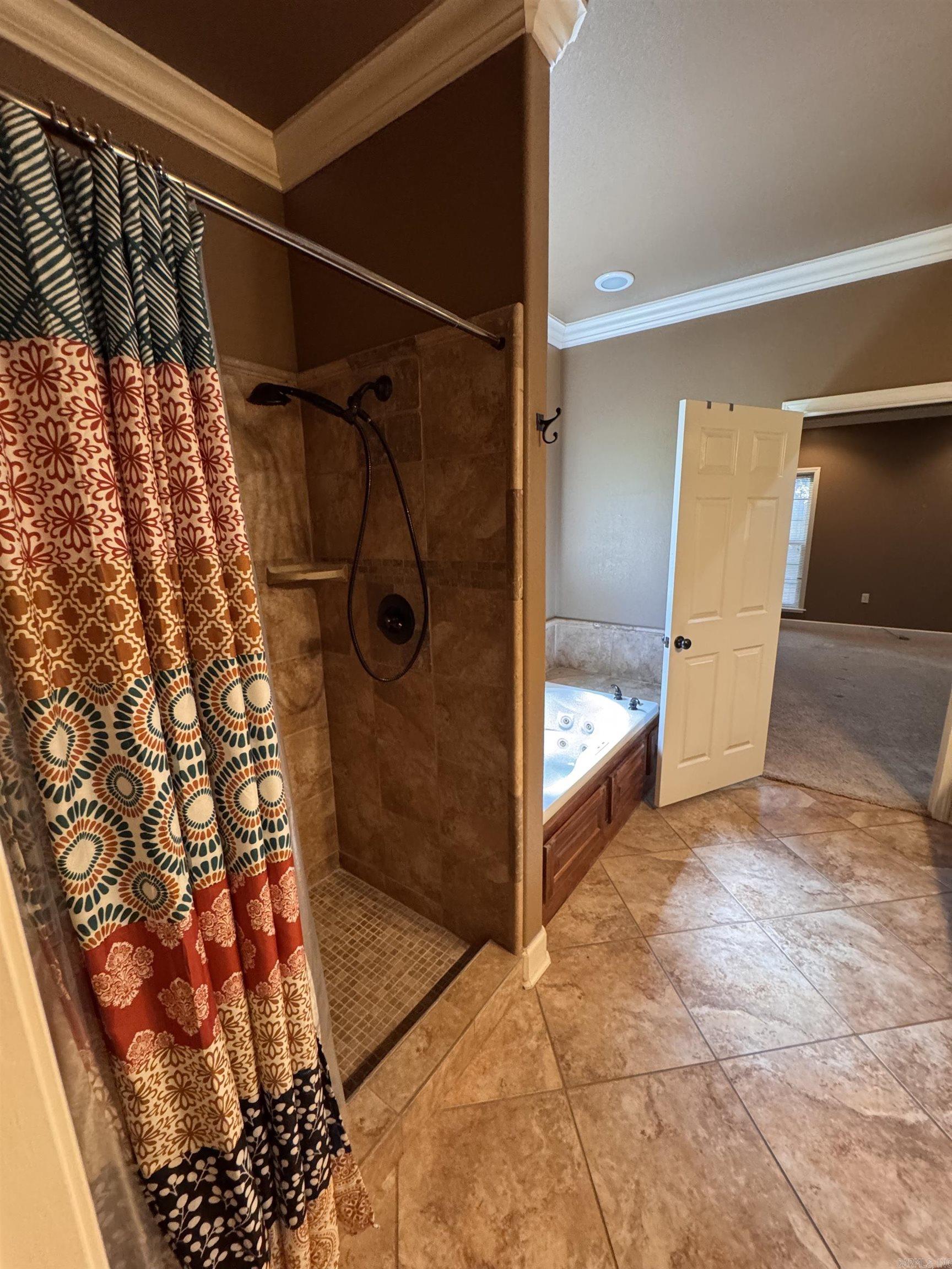 SADDLEBROOK EST - Residential