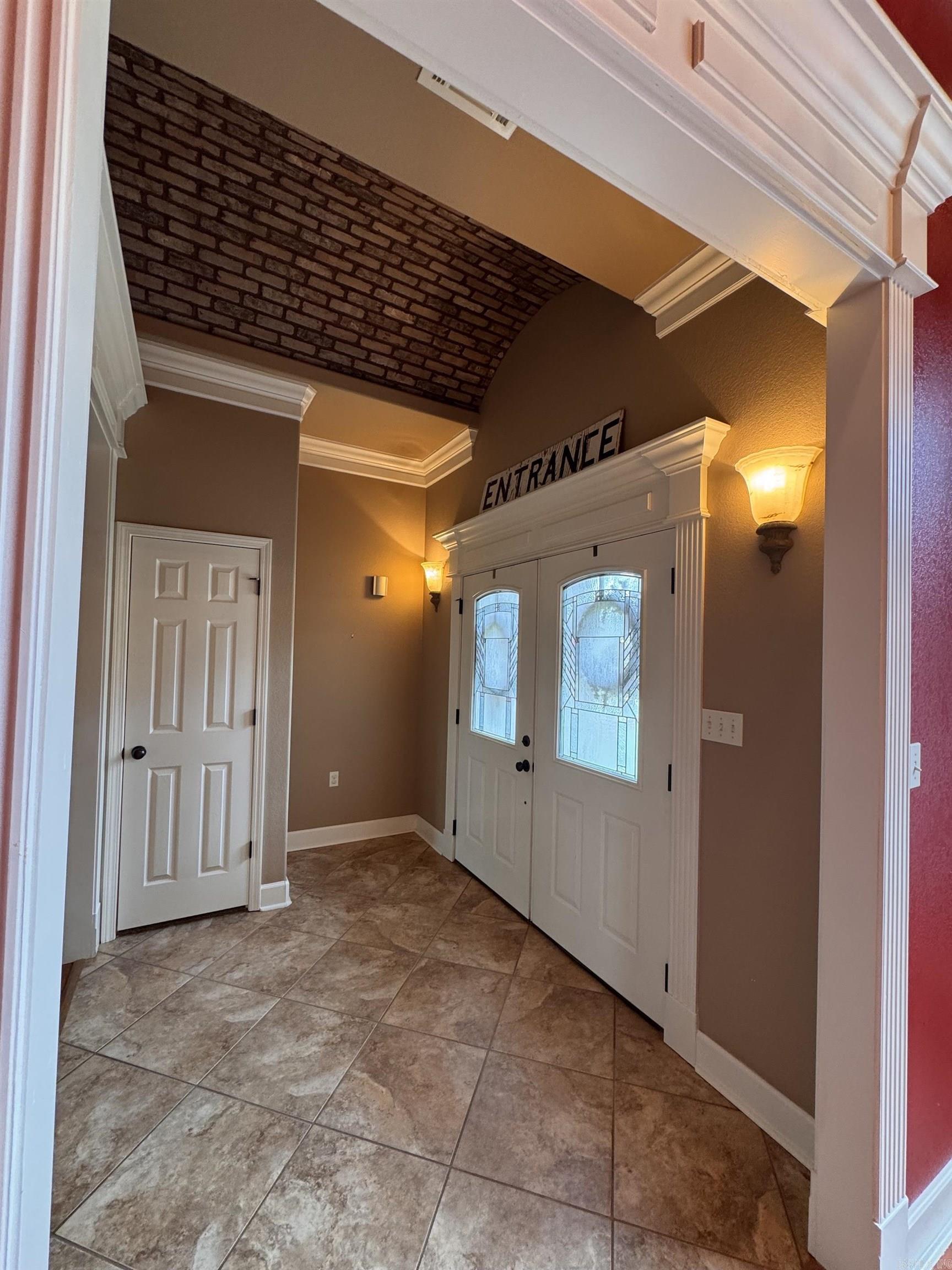 SADDLEBROOK EST - Residential