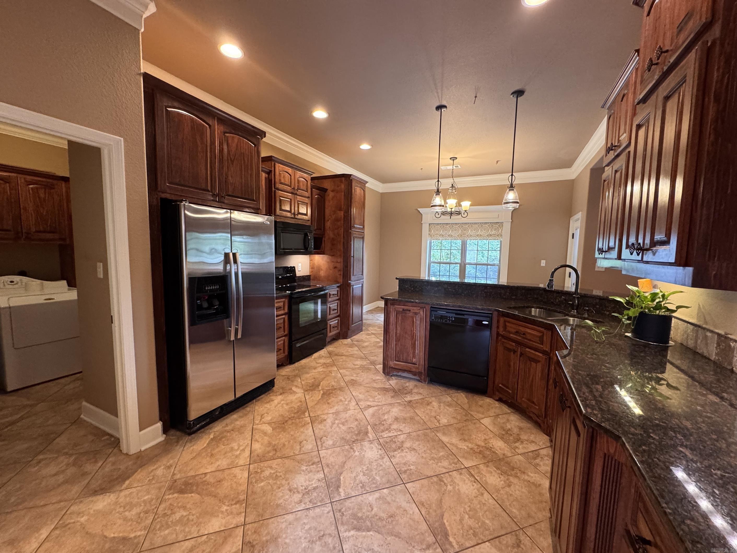 SADDLEBROOK EST - Residential
