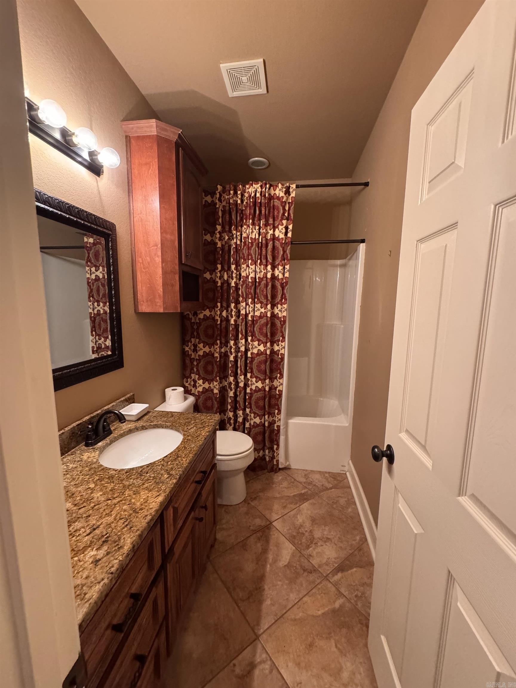 SADDLEBROOK EST - Residential
