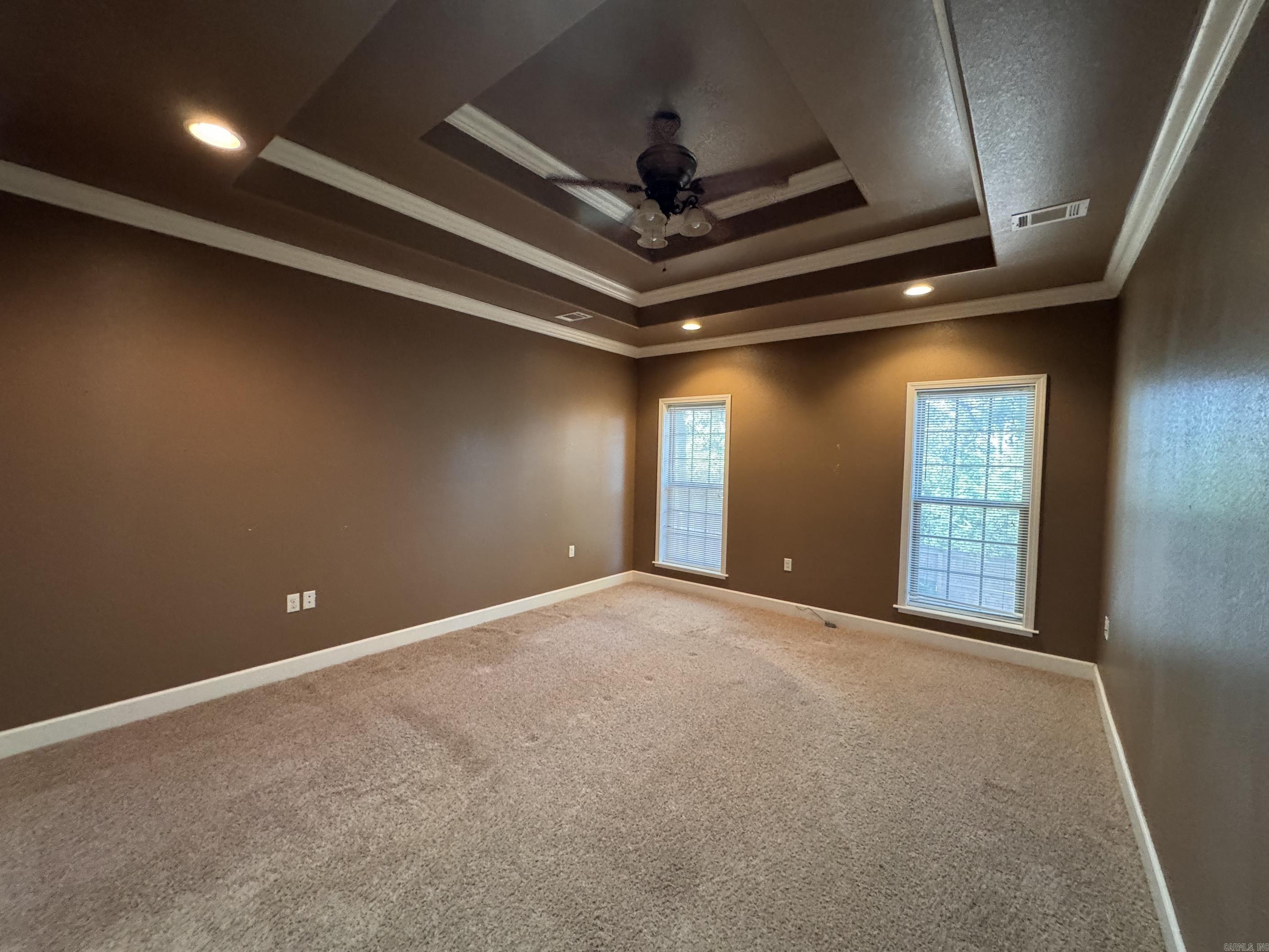 SADDLEBROOK EST - Residential
