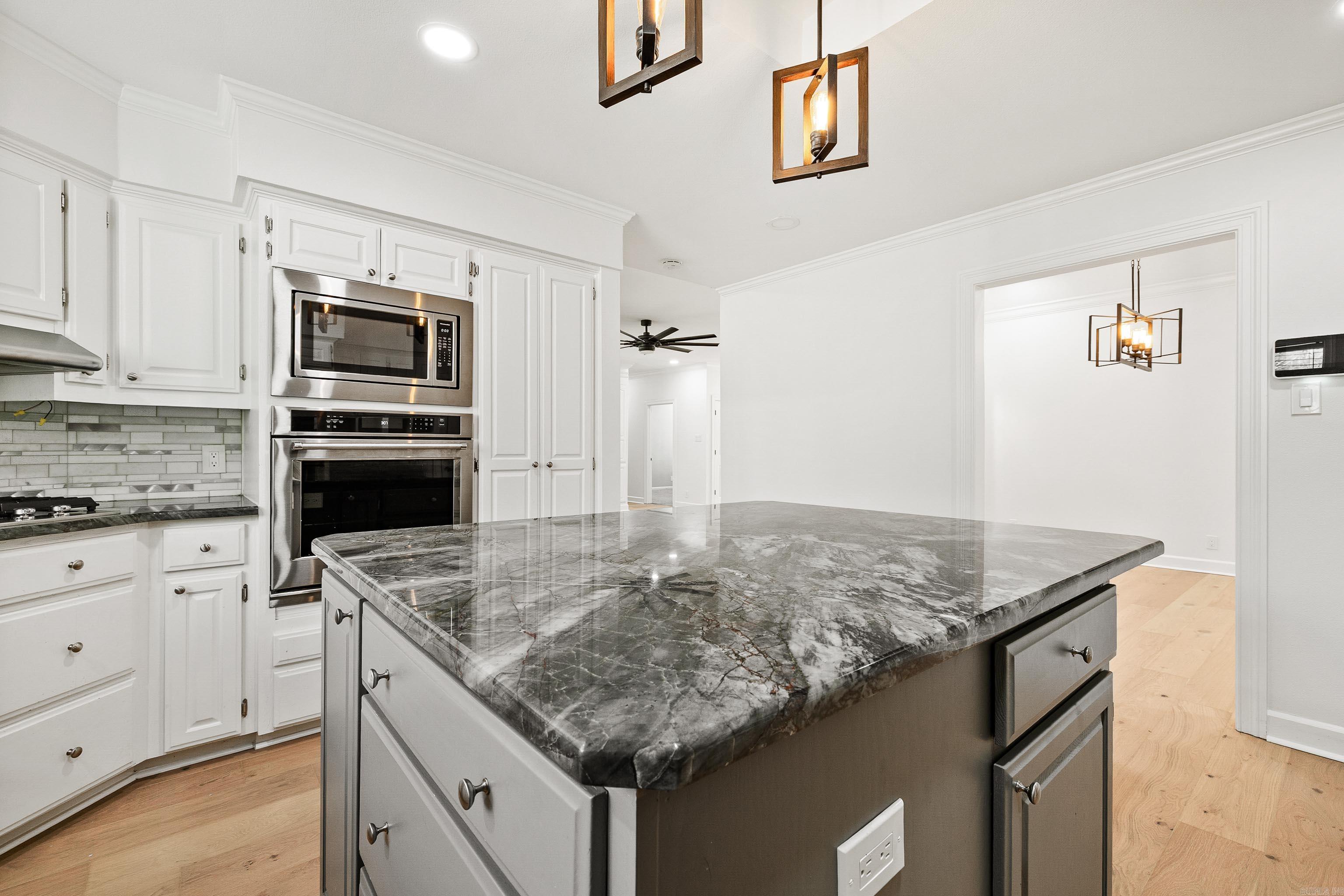 PLANTATION ACRES - Residential