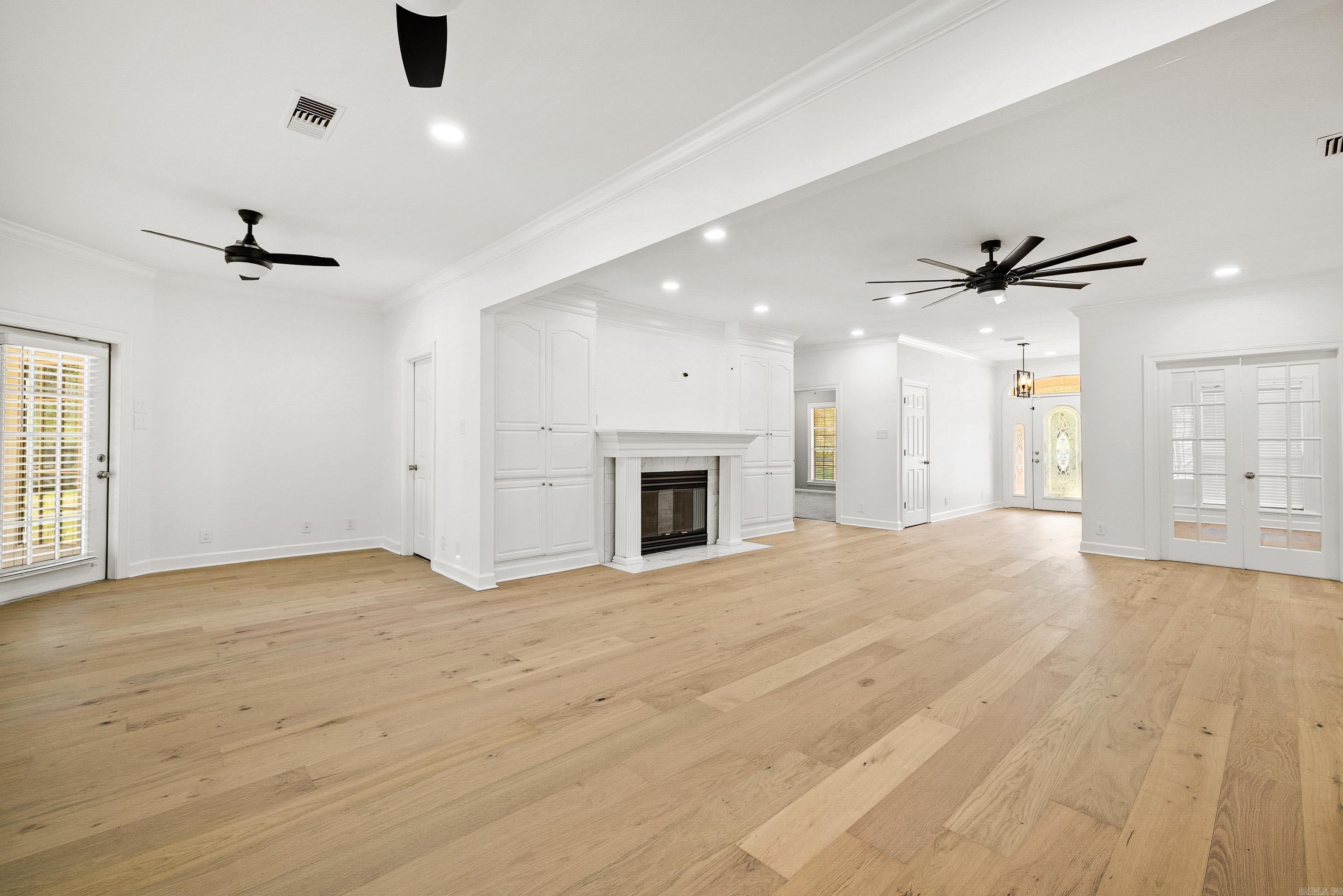 PLANTATION ACRES - Residential