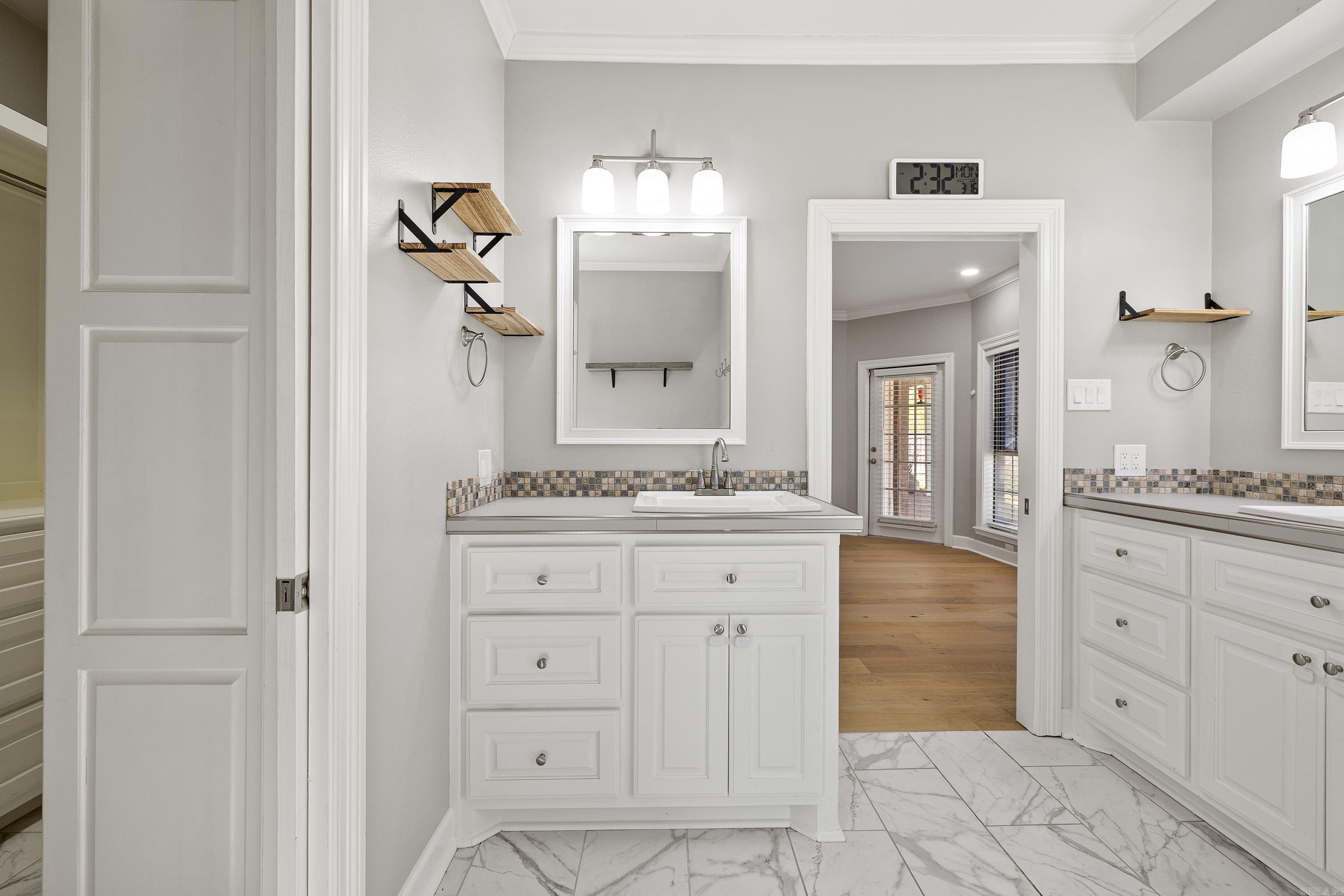 PLANTATION ACRES - Residential