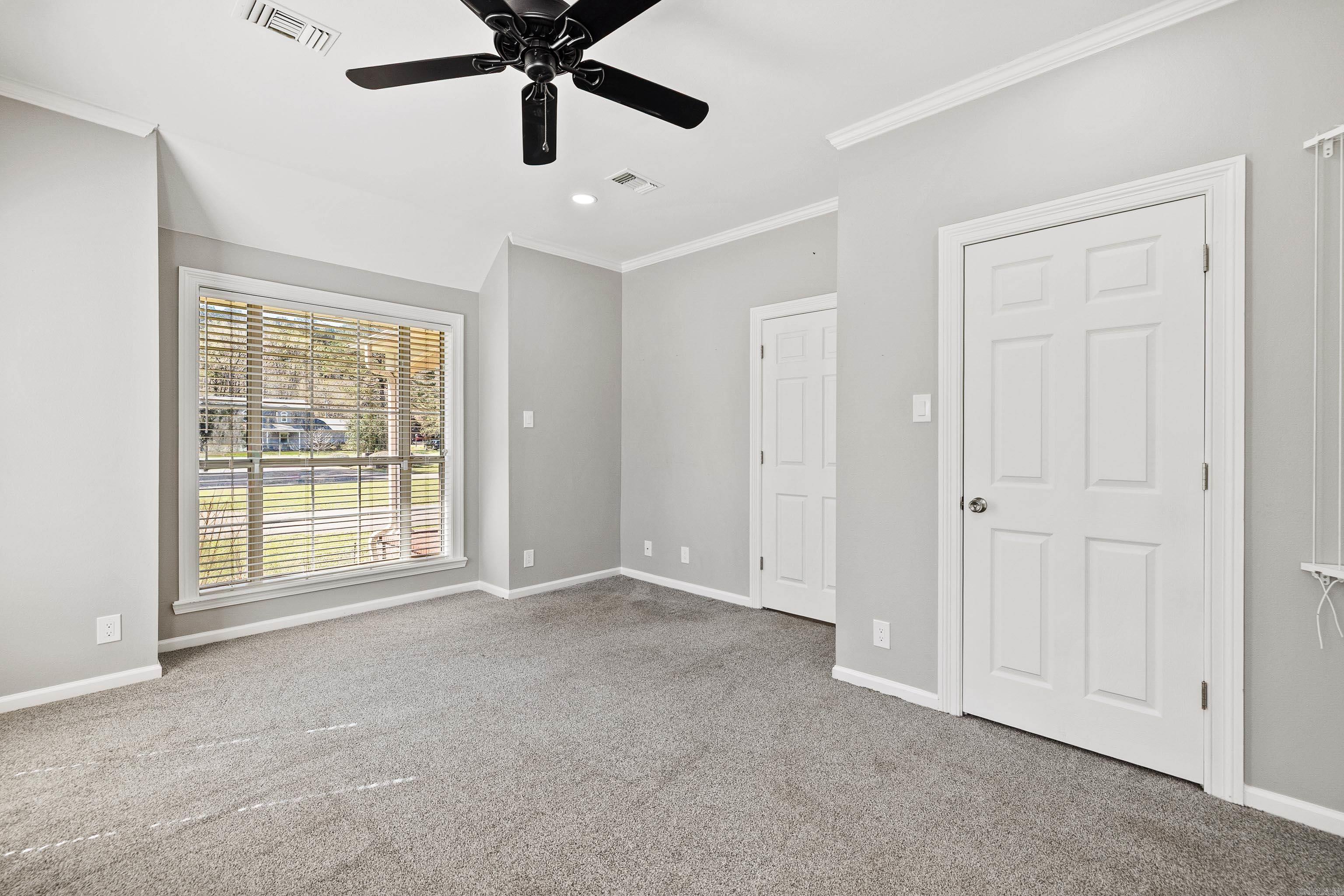 PLANTATION ACRES - Residential