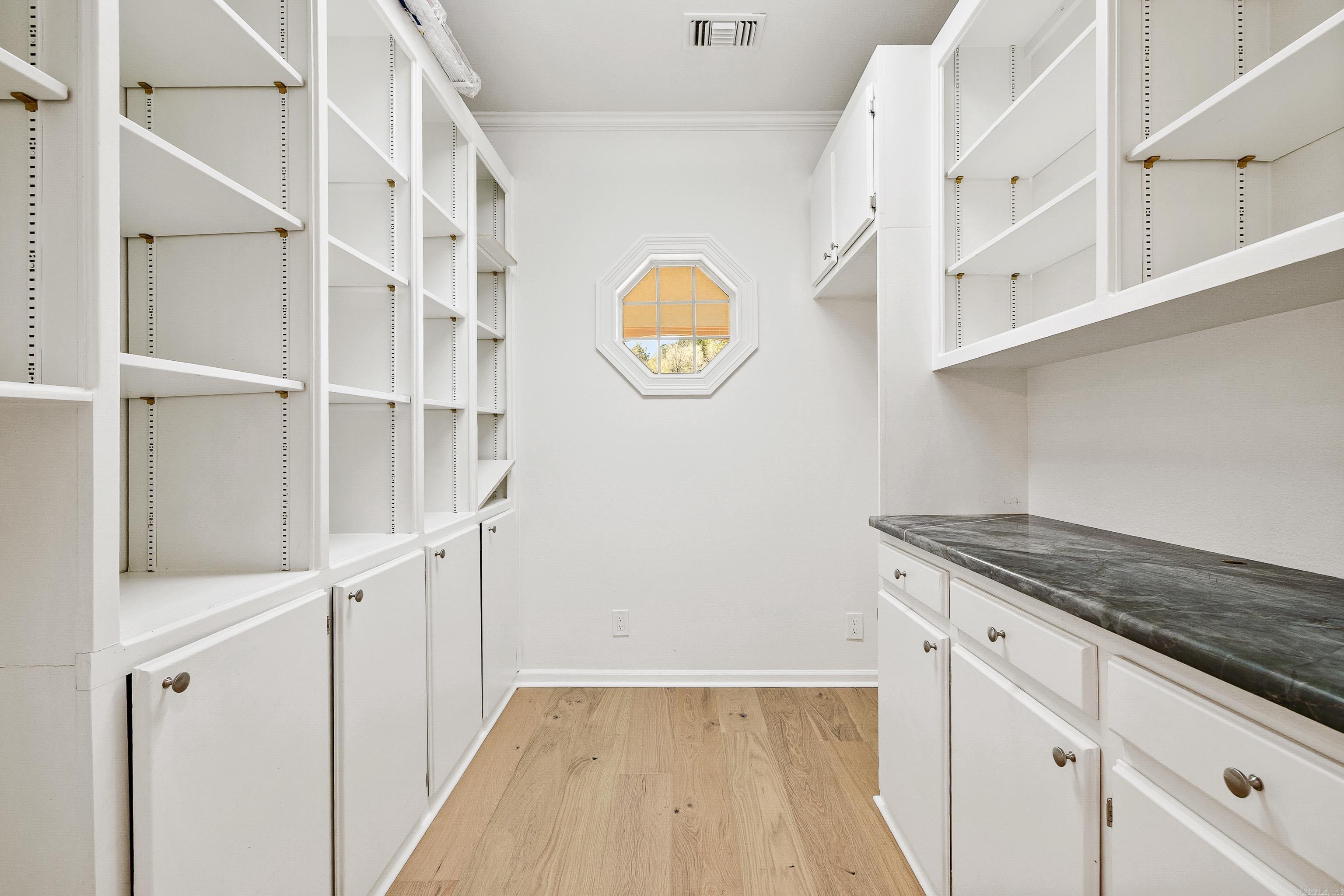 PLANTATION ACRES - Residential