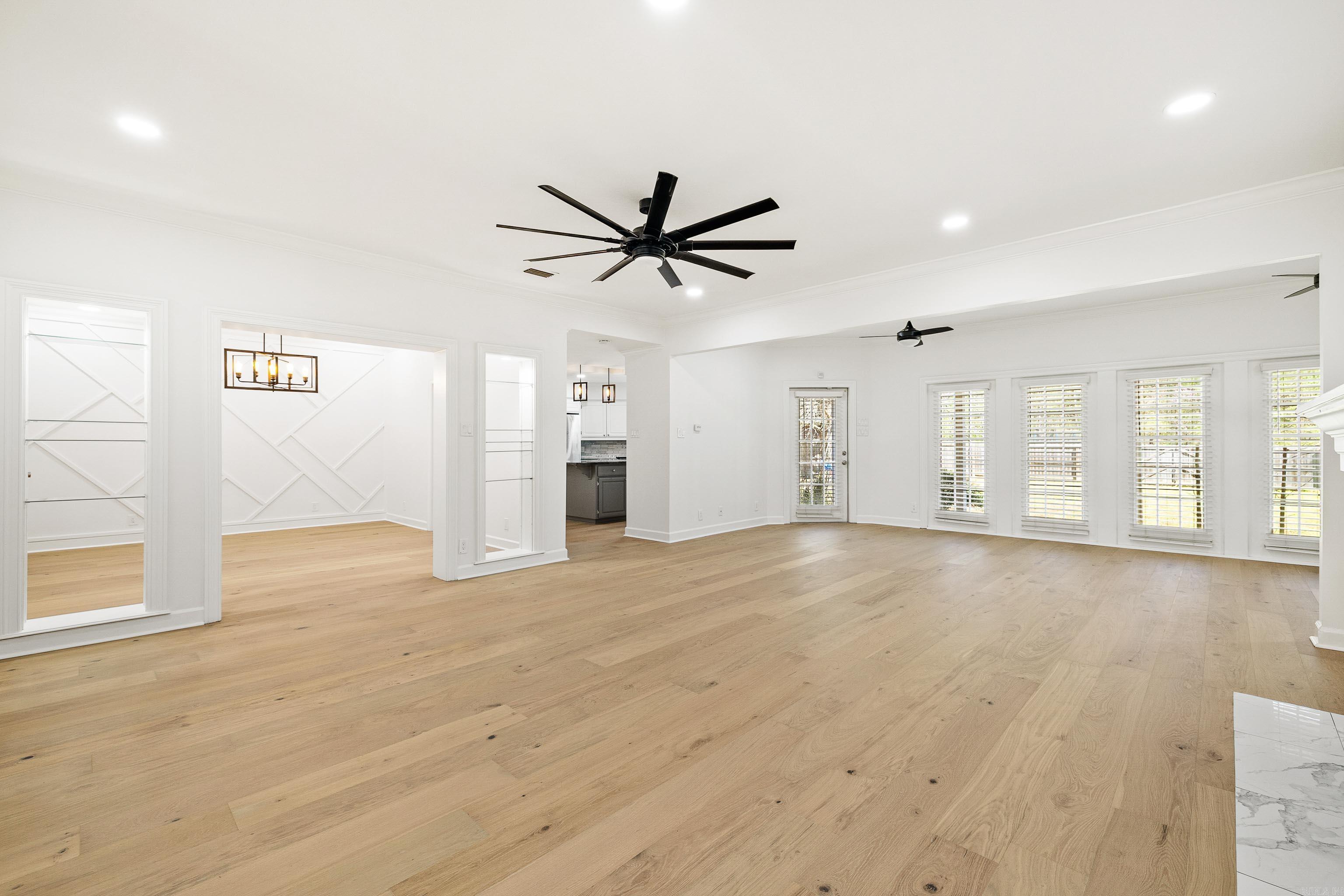 PLANTATION ACRES - Residential