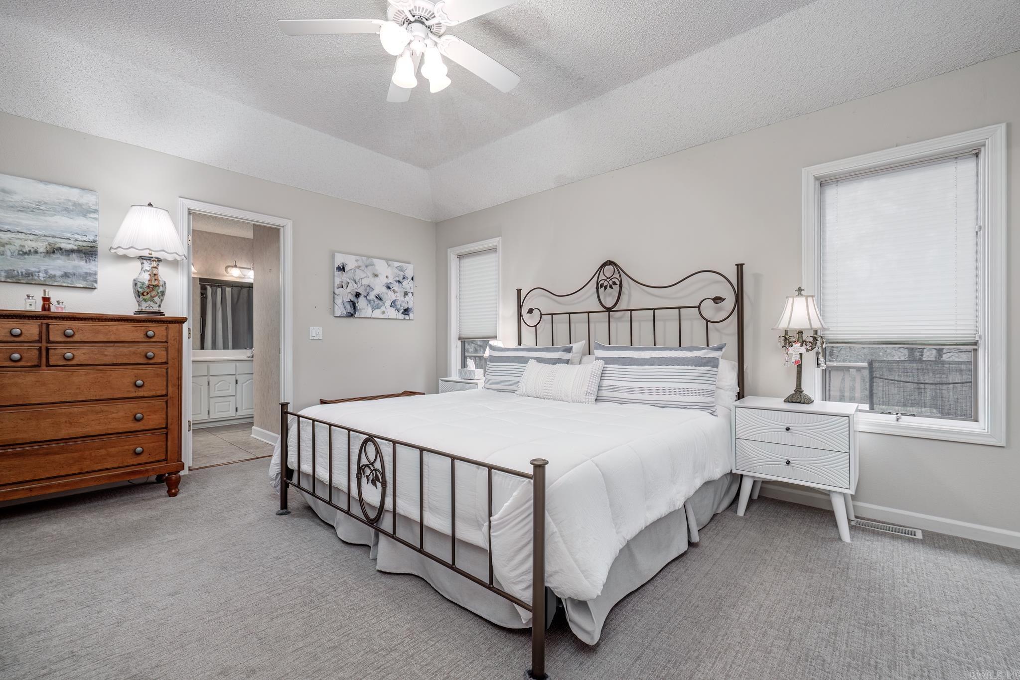 ARISTA COURTS - Residential