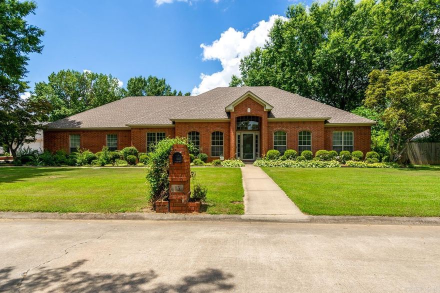 ESCAPE CLAUSE!! SELLER IS OFFERING A HOME WARRANTY FOR BUYER UP TO $750!!!! Shady Valley Home with so much to offer! Great layout with a sunroom for relaxation! The detached workshop/ RV storage is large with two 14 foot overhead doors and it is heated and cooled and ready for your storage and /or RV or projects equipped with 30 & 50 AMP plugs ready for your RV! 3 car garage attached to the home with a large lot equipped with a sprinkler system, pergola and garden area! Lots of storage with 2 large closets up with built in storage bench! All major components are newer in age! Roof 2020, central vac around 6 years, 3 HVAC systems all ranging from 2018-2022! Dishwasher and water heater all newer, several new windows, and so much more!! SELLER WILL ENTERTAIN ALL OFFERS!