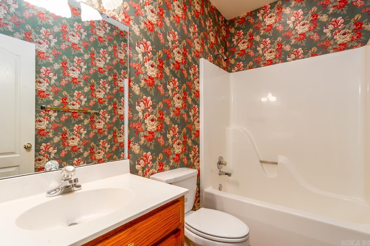 SHADY VALLEY - Residential