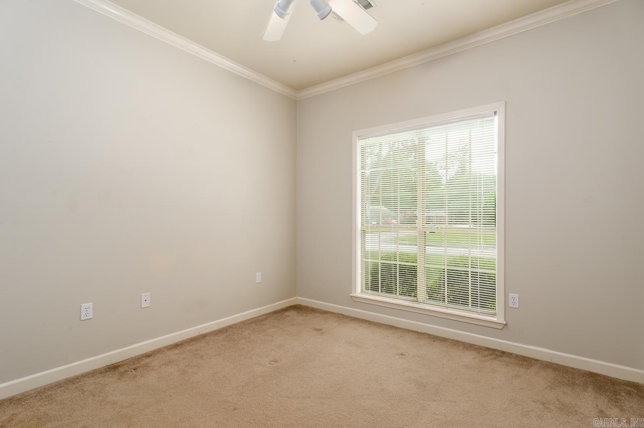 SHADY VALLEY - Residential