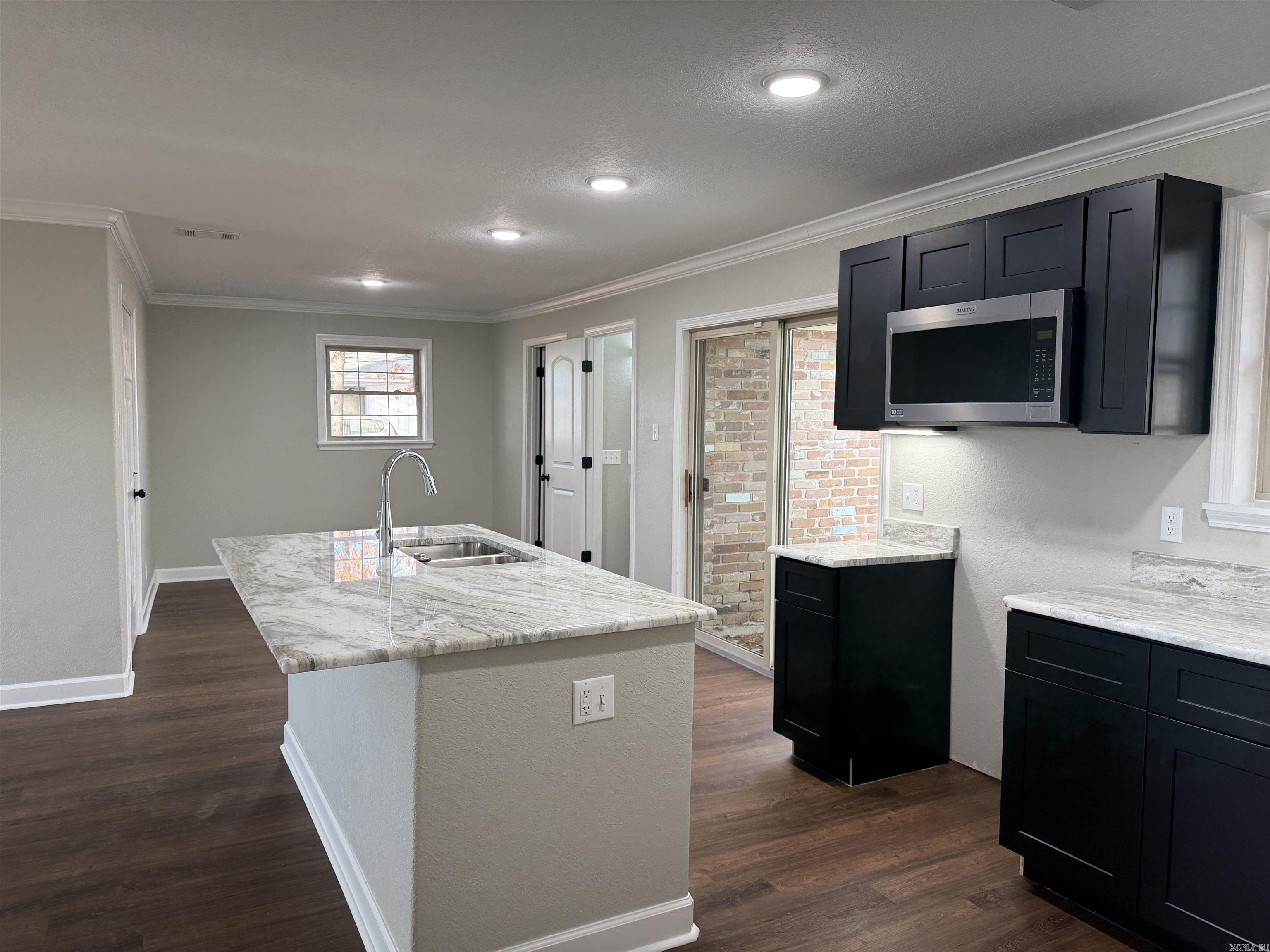 SENYARD FRED ADD - Residential