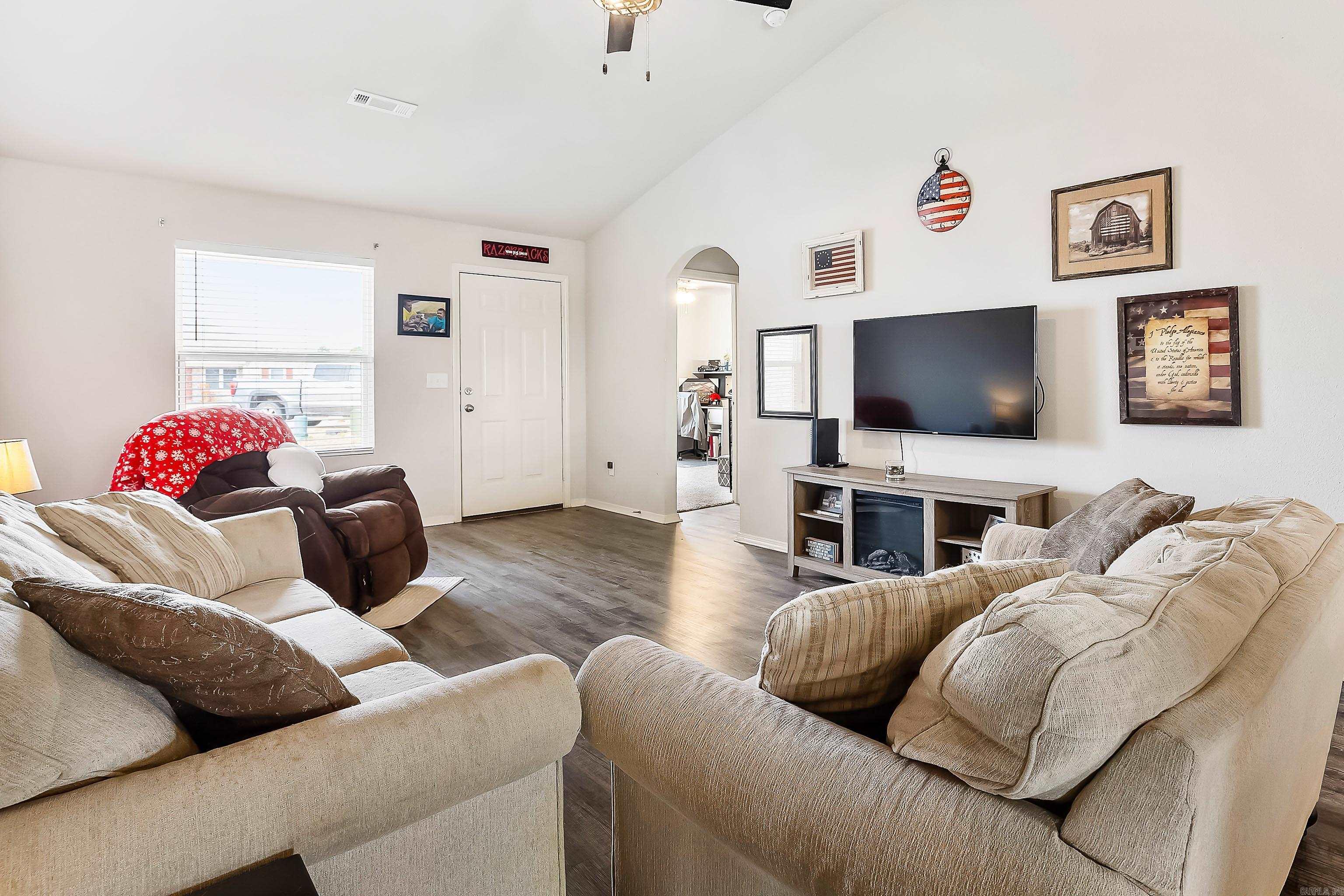 THE MEADOWS - Residential