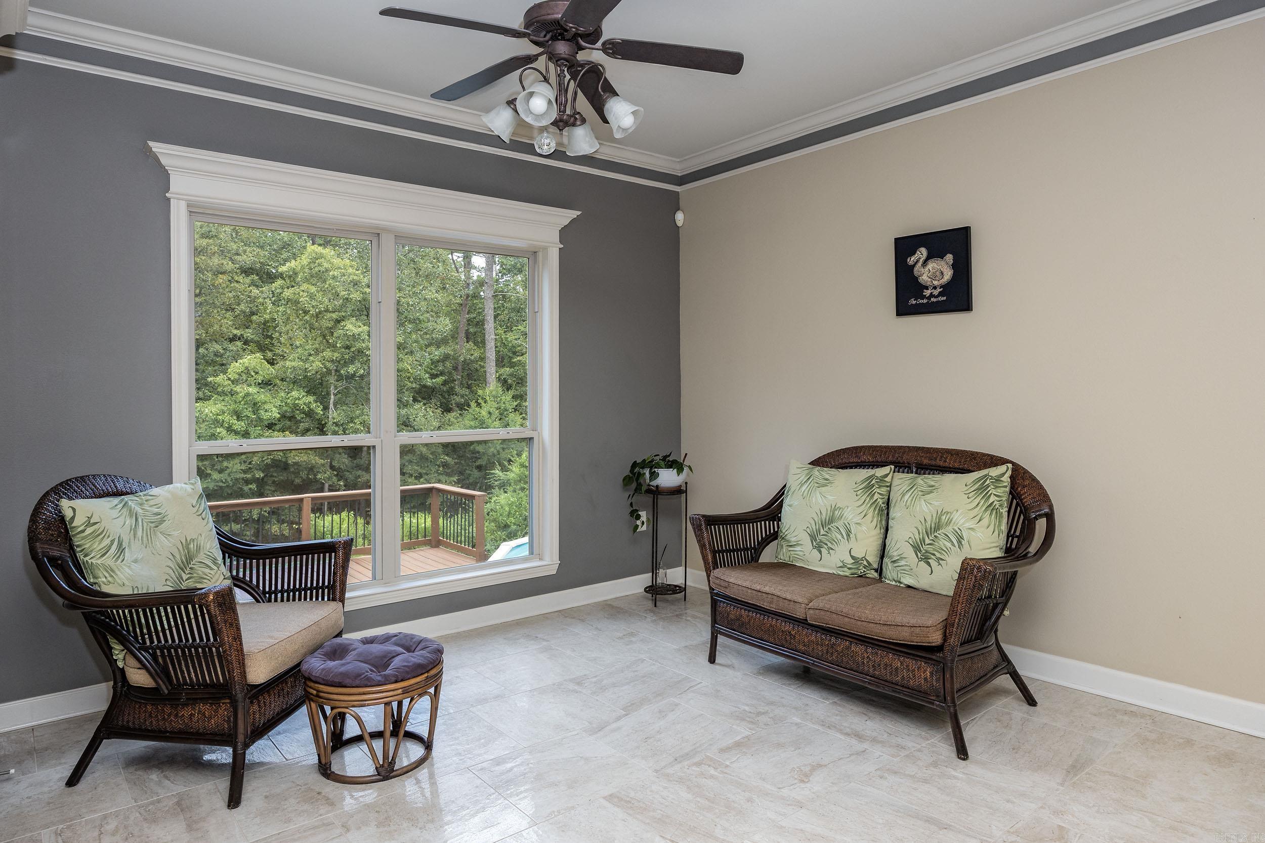 CAPITOL LAKES ESTATES - Residential