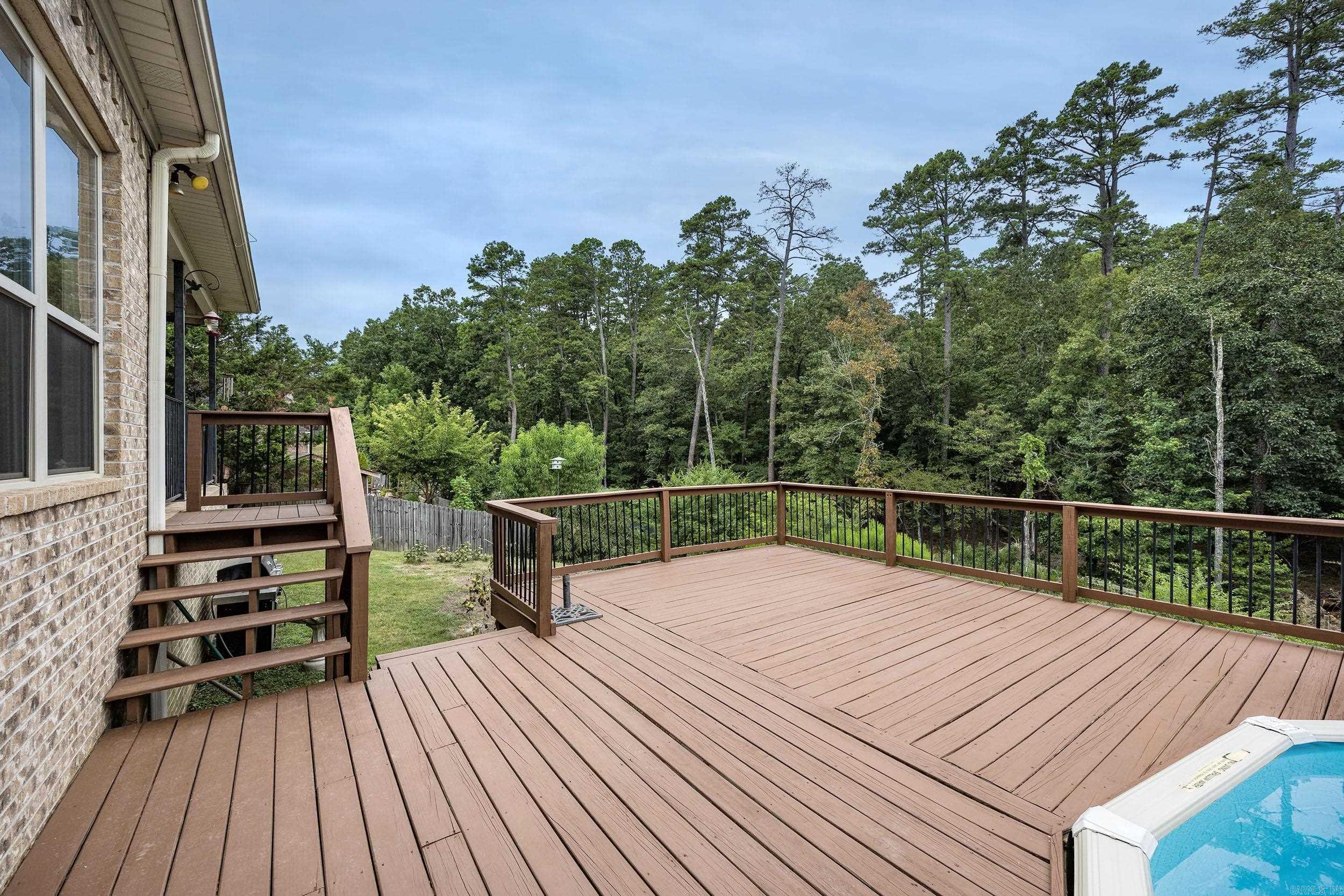 CAPITOL LAKES ESTATES - Residential