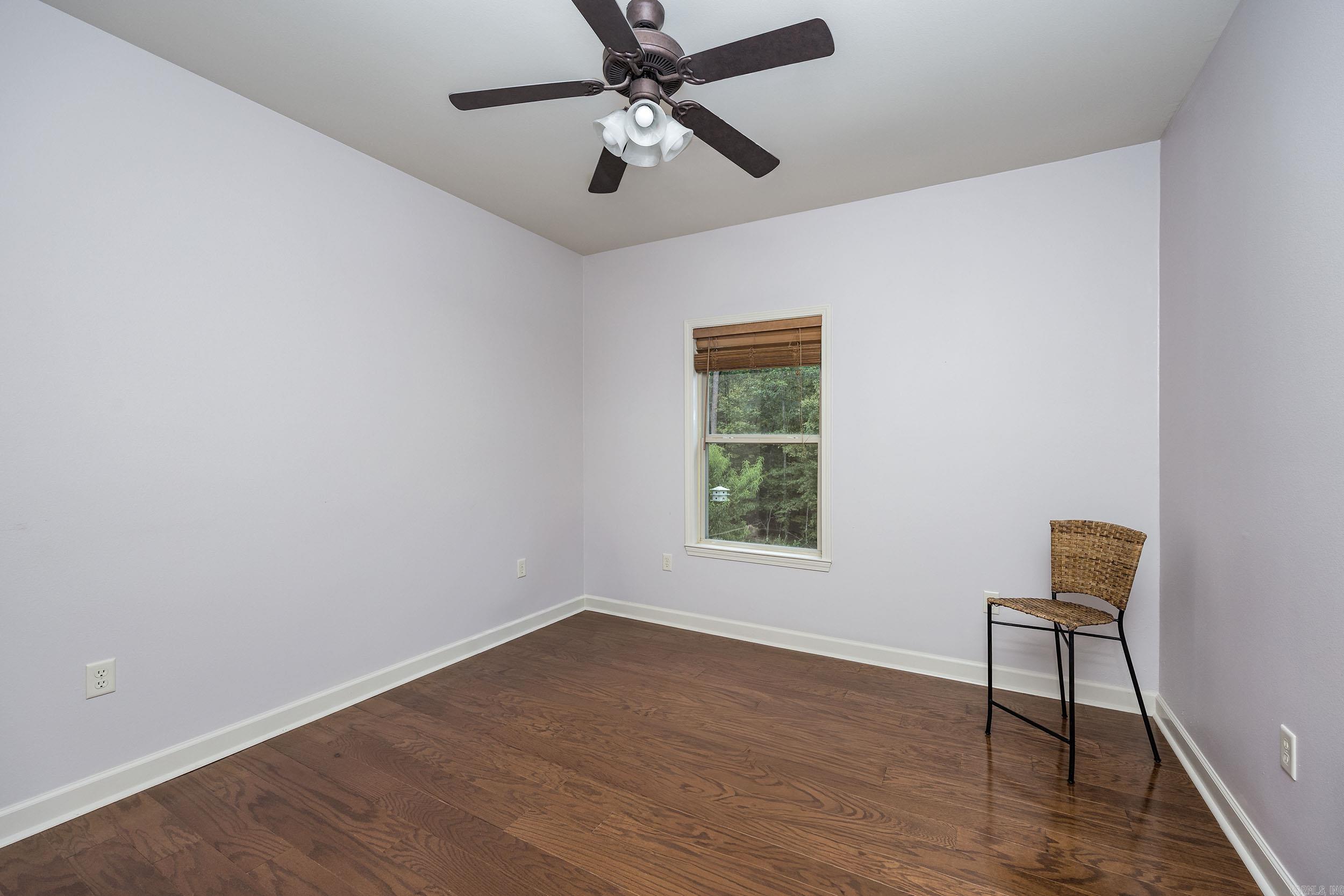 CAPITOL LAKES ESTATES - Residential