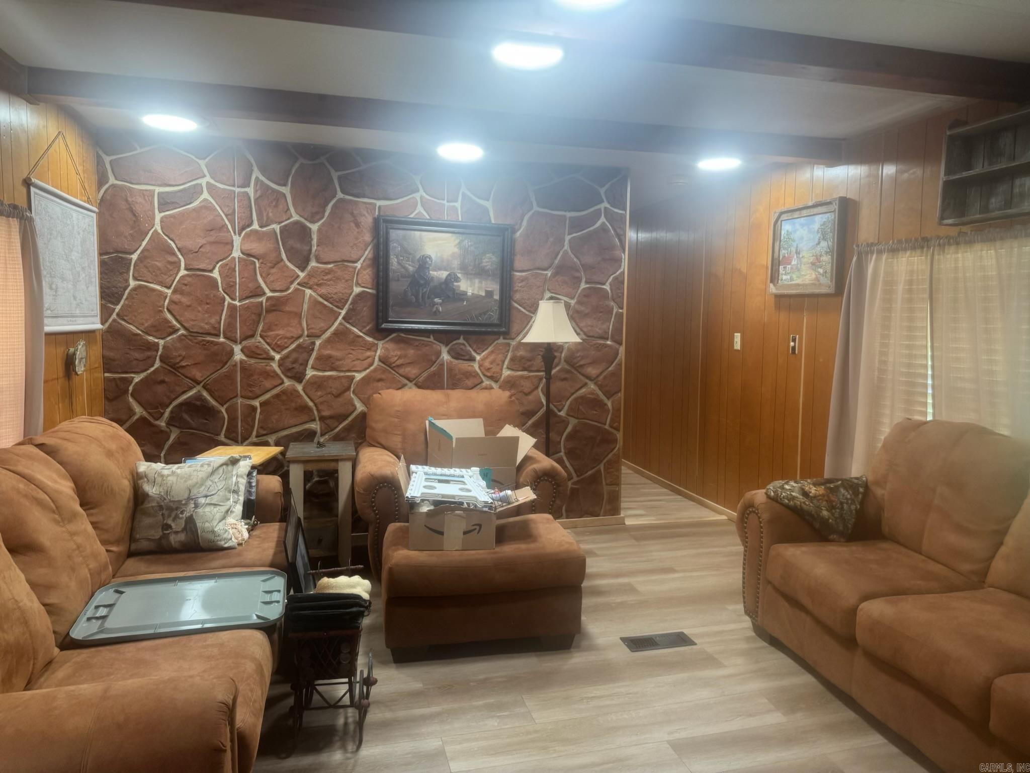 Felsenthal - Residential