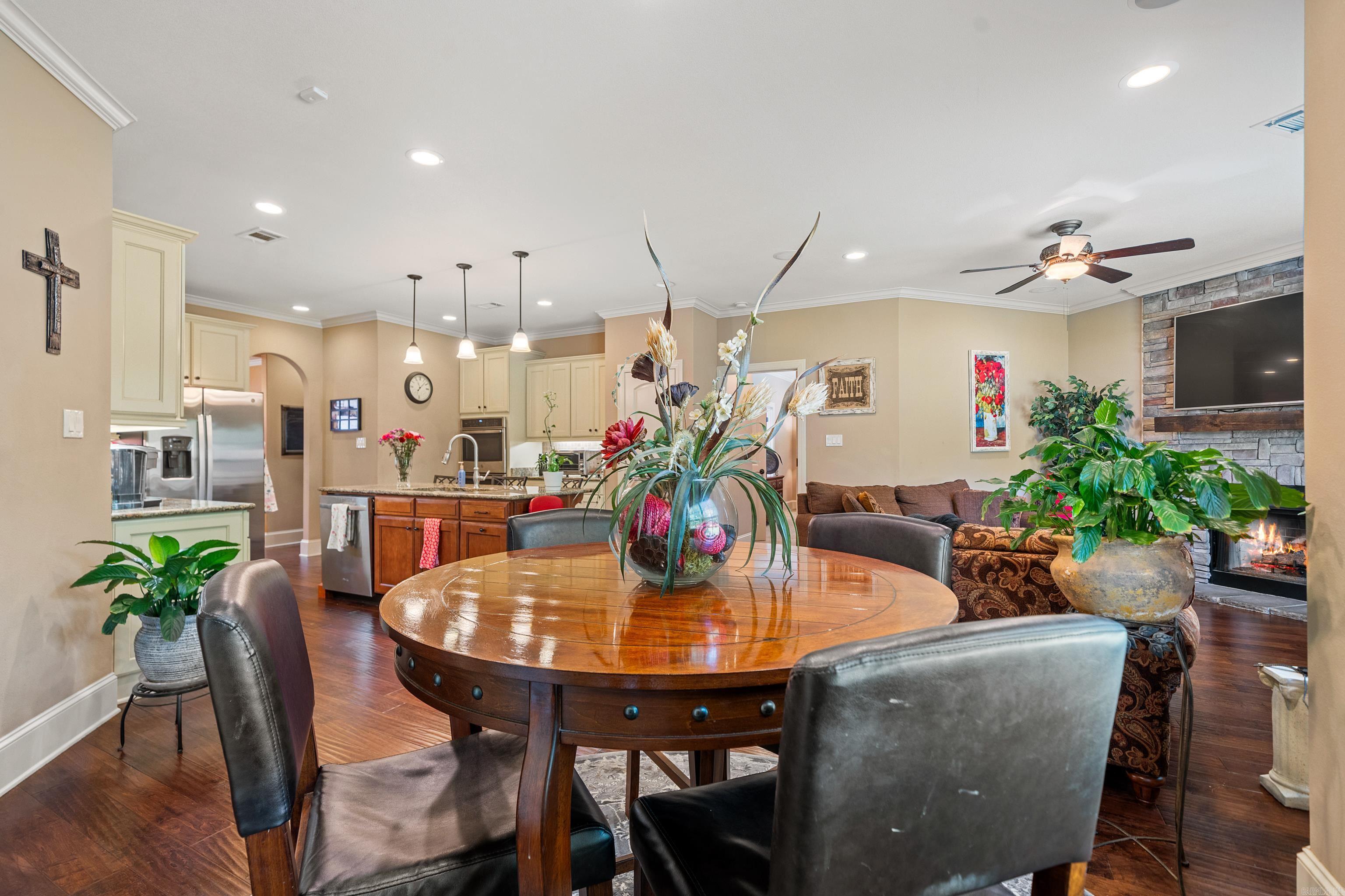 HIGH MEADOW ESTATES - Residential