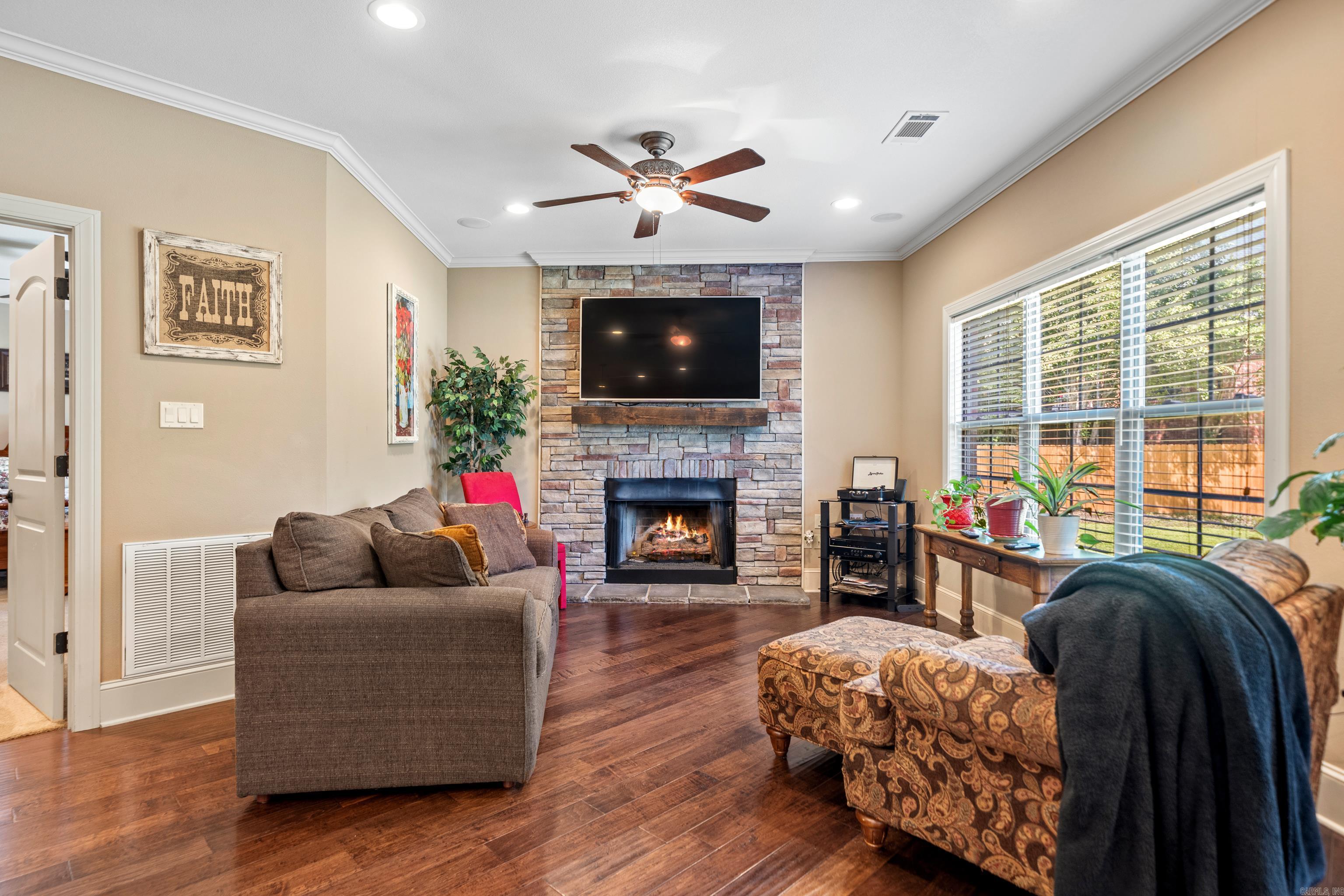 HIGH MEADOW ESTATES - Residential