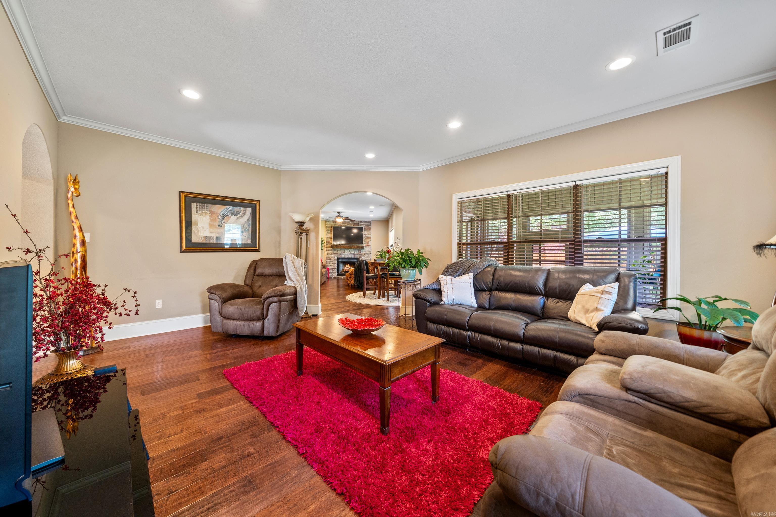 HIGH MEADOW ESTATES - Residential