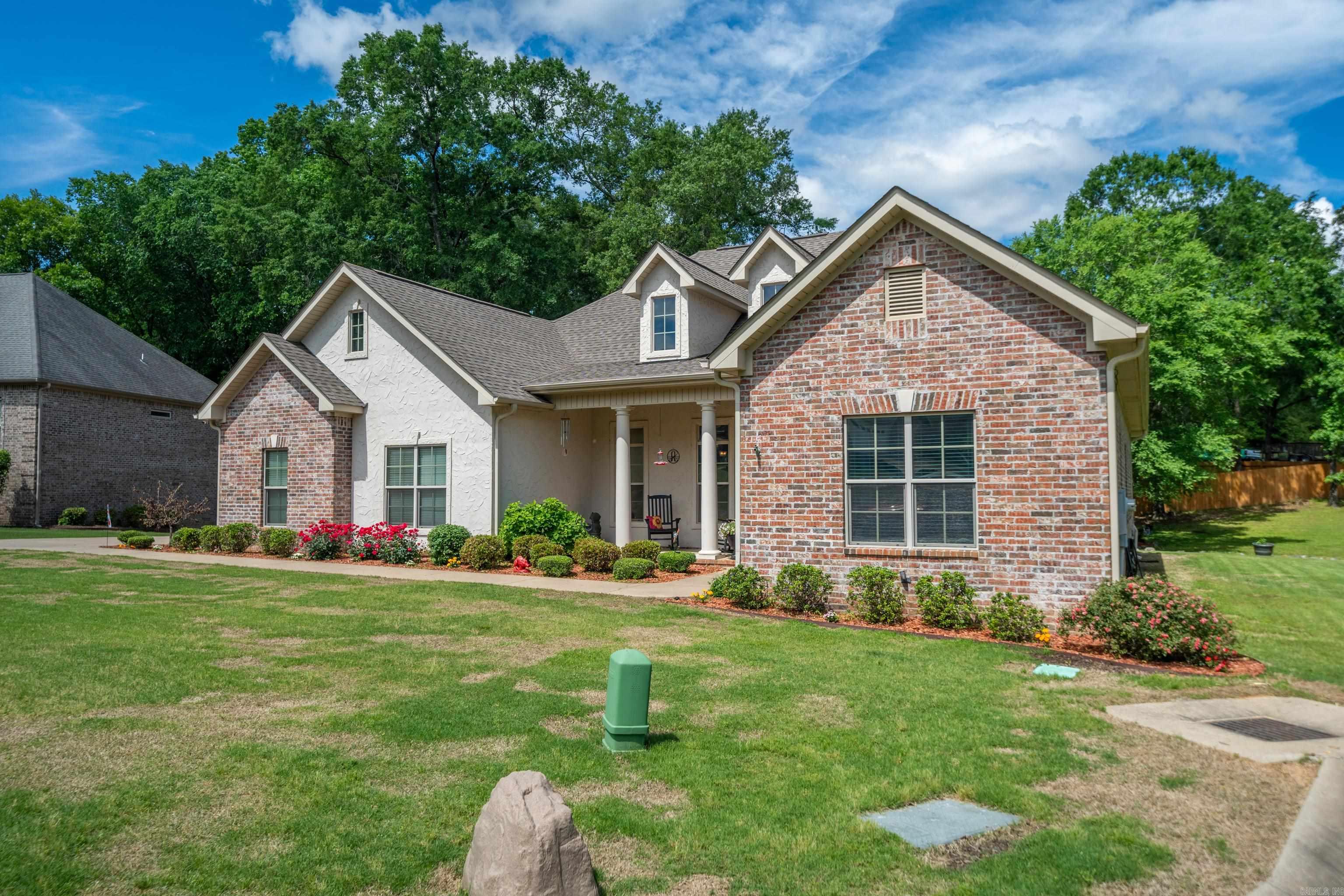 HIGH MEADOW ESTATES - Residential