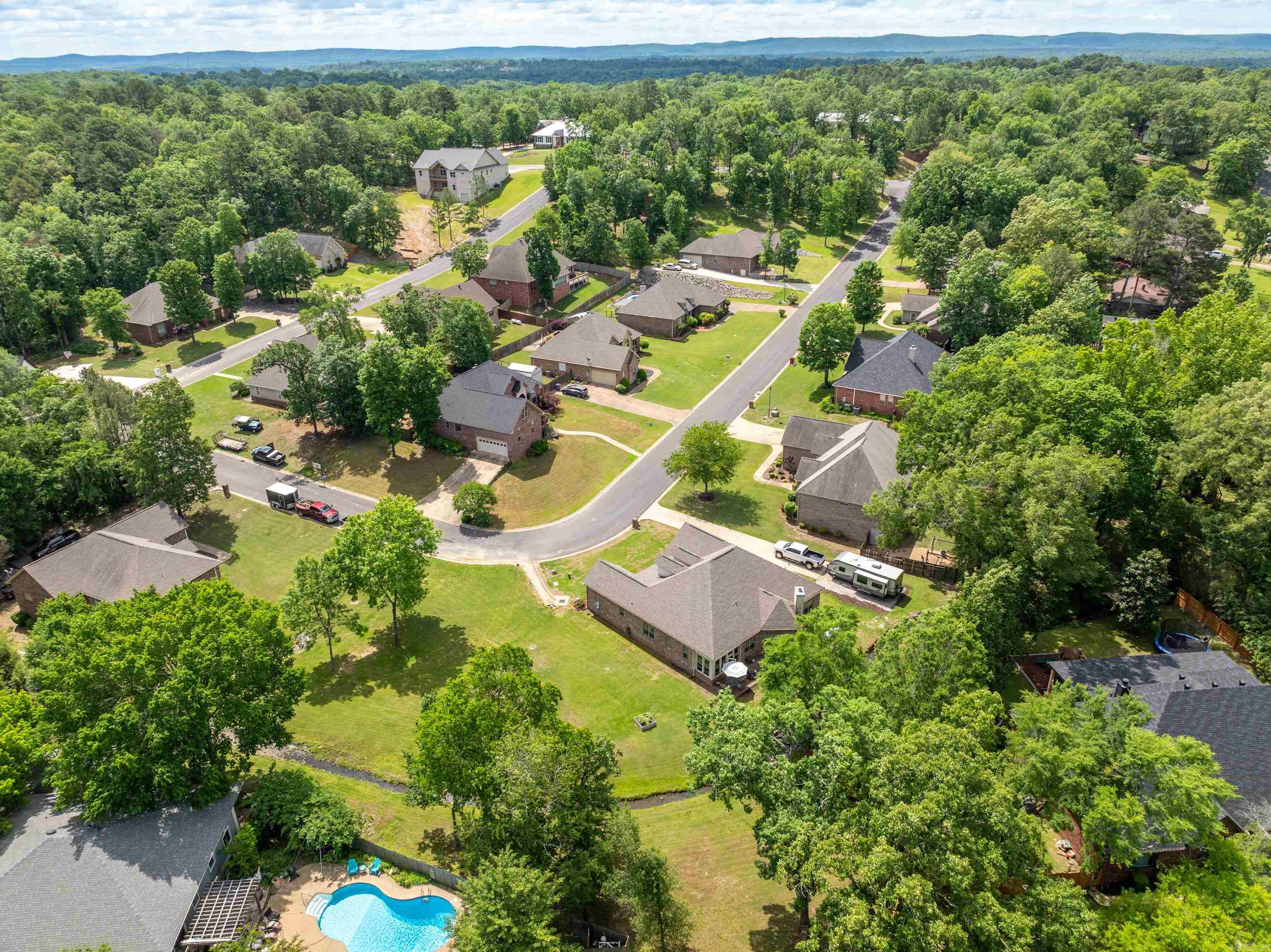 HIGH MEADOW ESTATES - Residential
