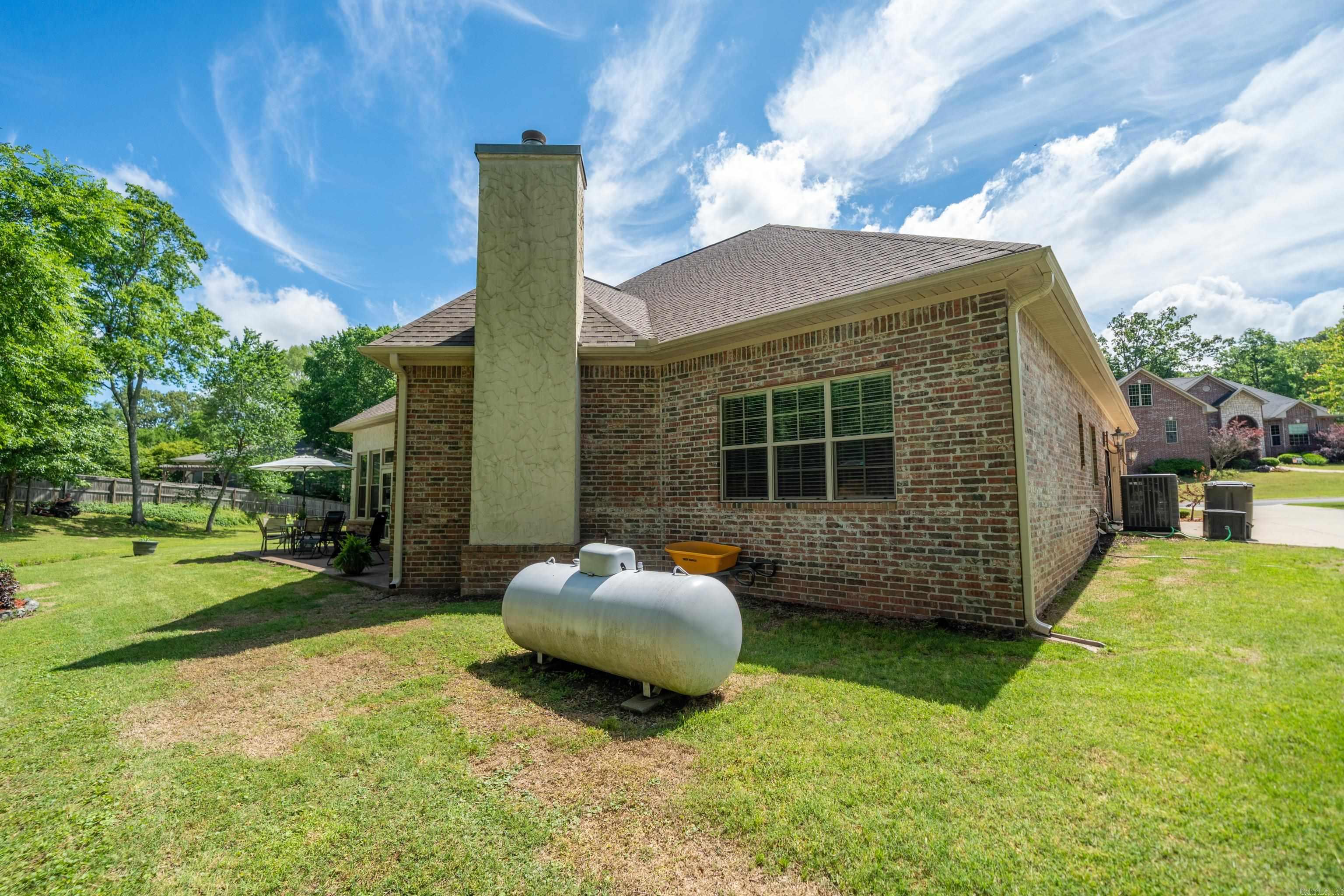 HIGH MEADOW ESTATES - Residential