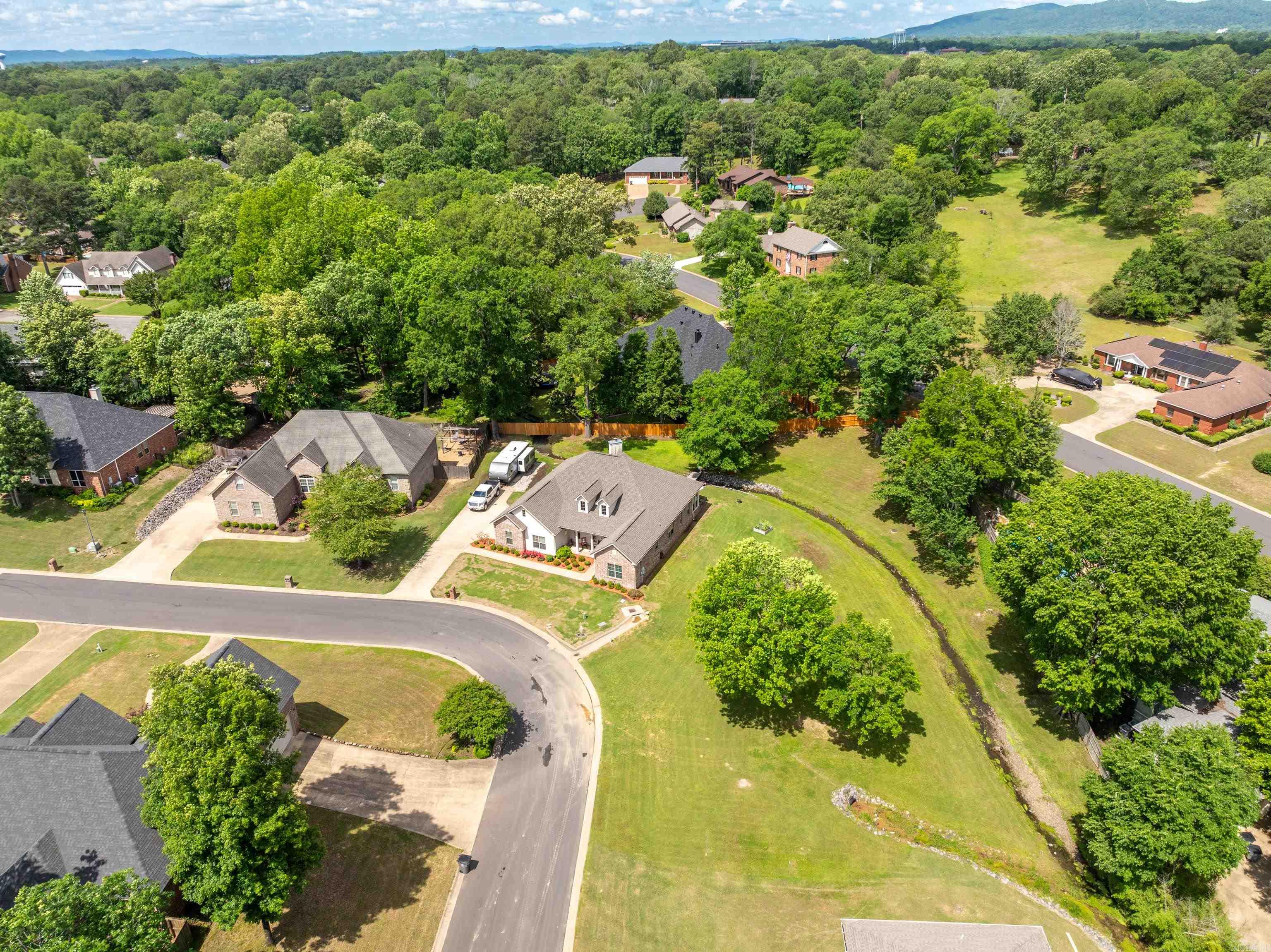 HIGH MEADOW ESTATES - Residential