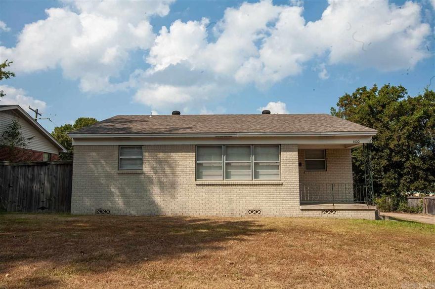 Come check it out this 3Bd/1.5 ba home in Little Rock . Recently updated throughout entire house ! This a must see ! Great Location close to shopping and dining !   Move in ready 1