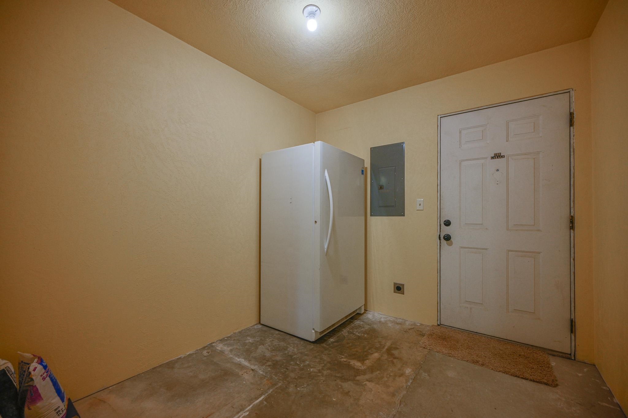 Halls Second - Residential