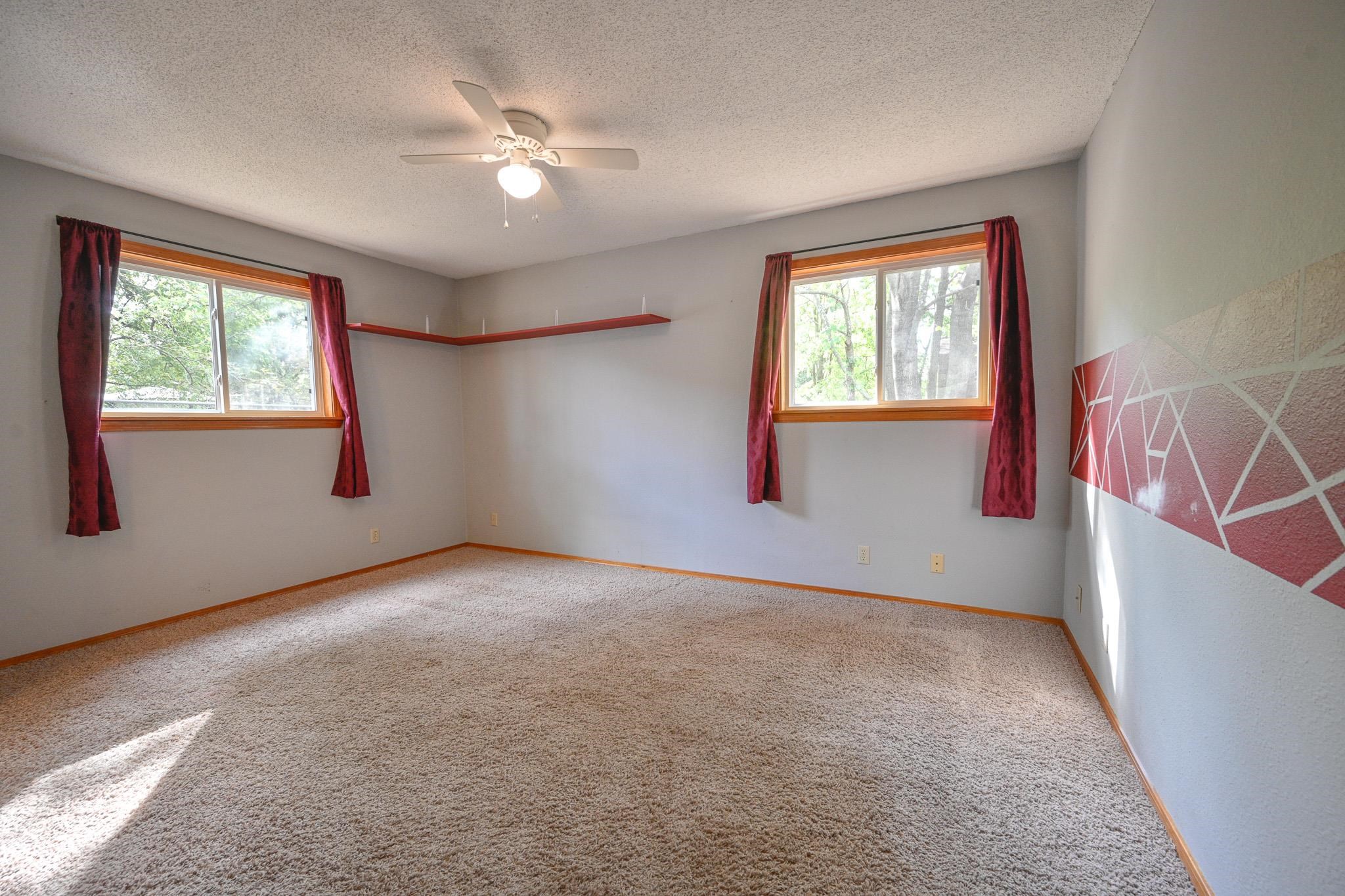 Halls Second - Residential