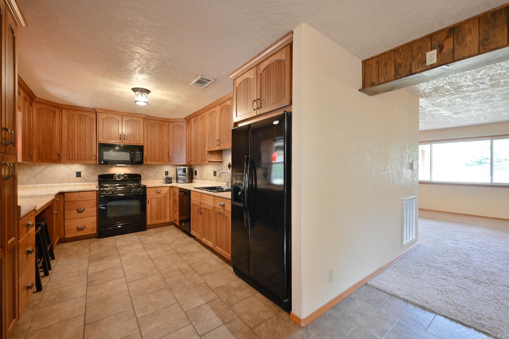 Halls Second - Residential