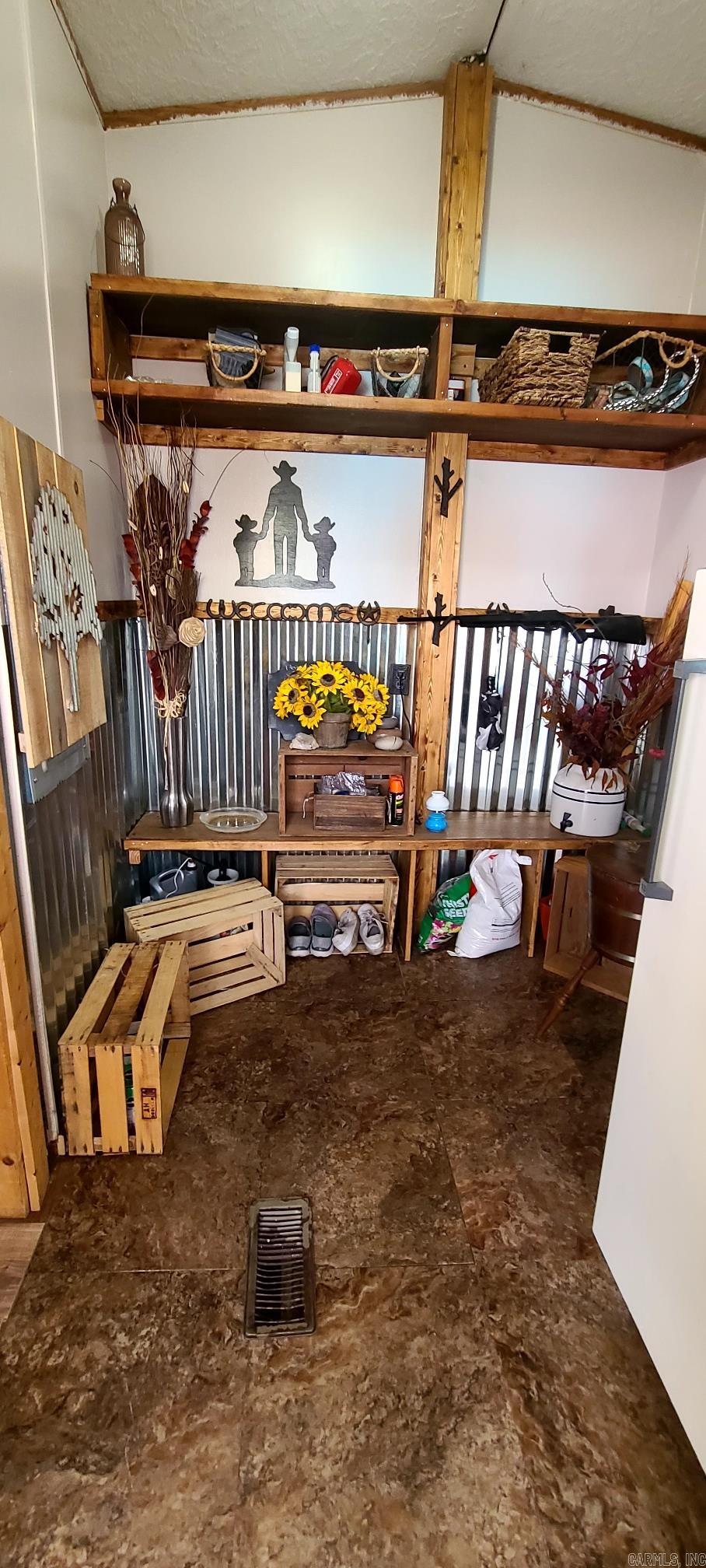 BRYANT ESTATES - Residential