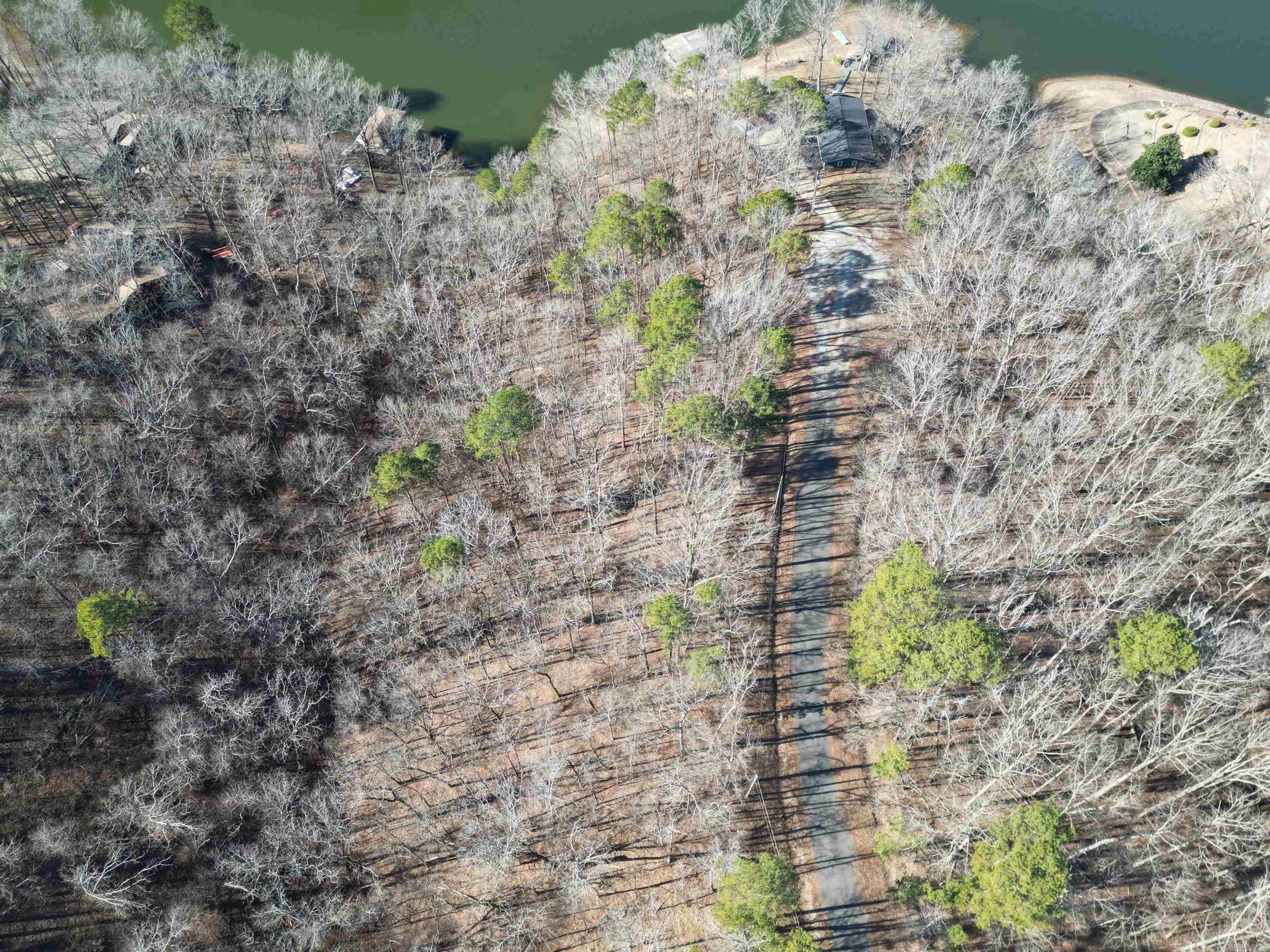 Diamondhead - Land