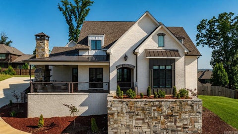 Photo of 160 Manitou Drive, Maumelle, AR 72113 (MLS # 26027204)