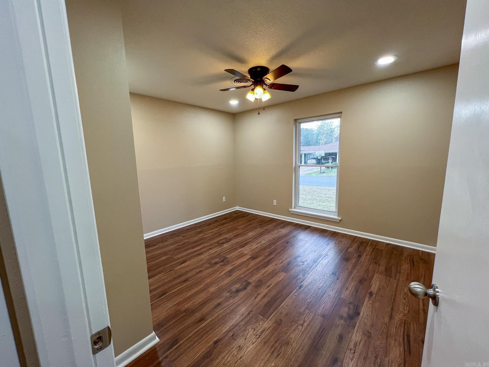 COUNTRY CLUB ADDN - Residential