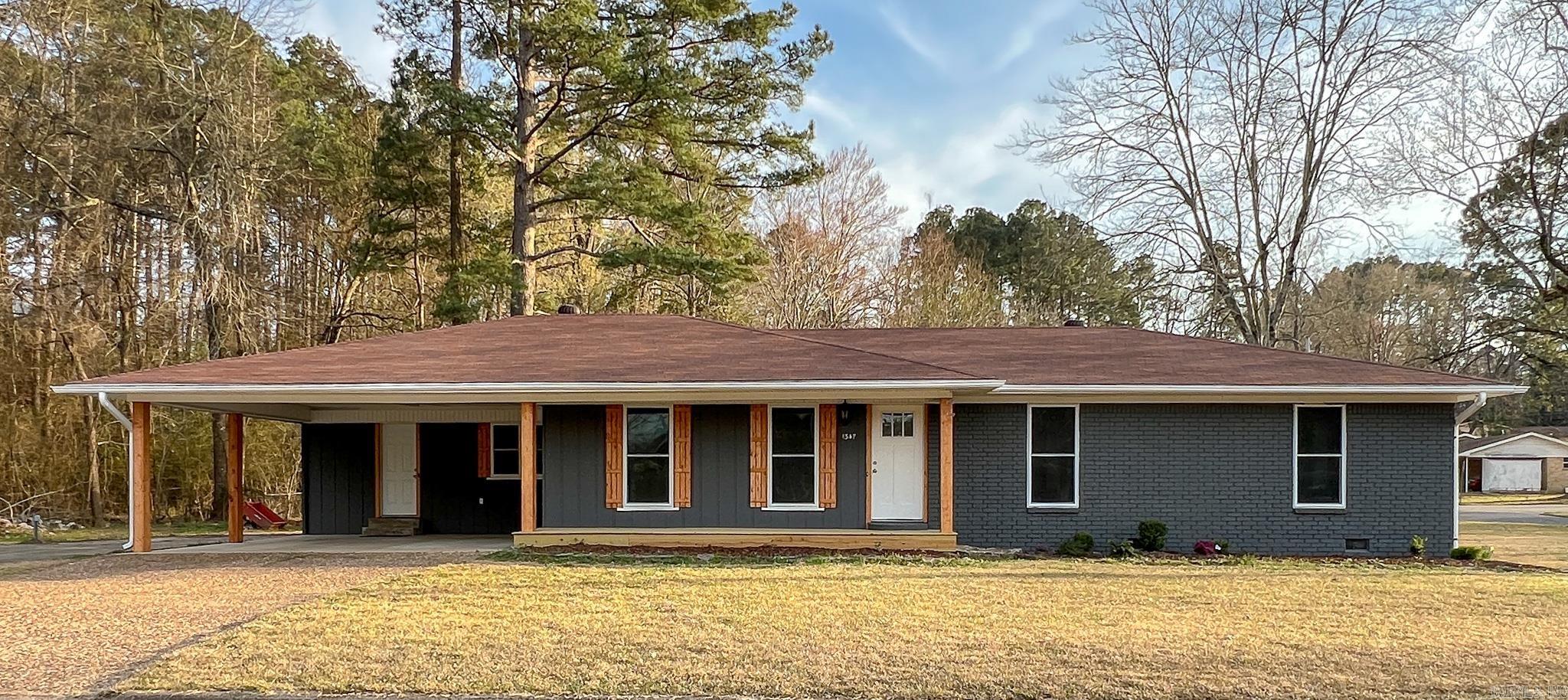 COUNTRY CLUB ADDN - Residential