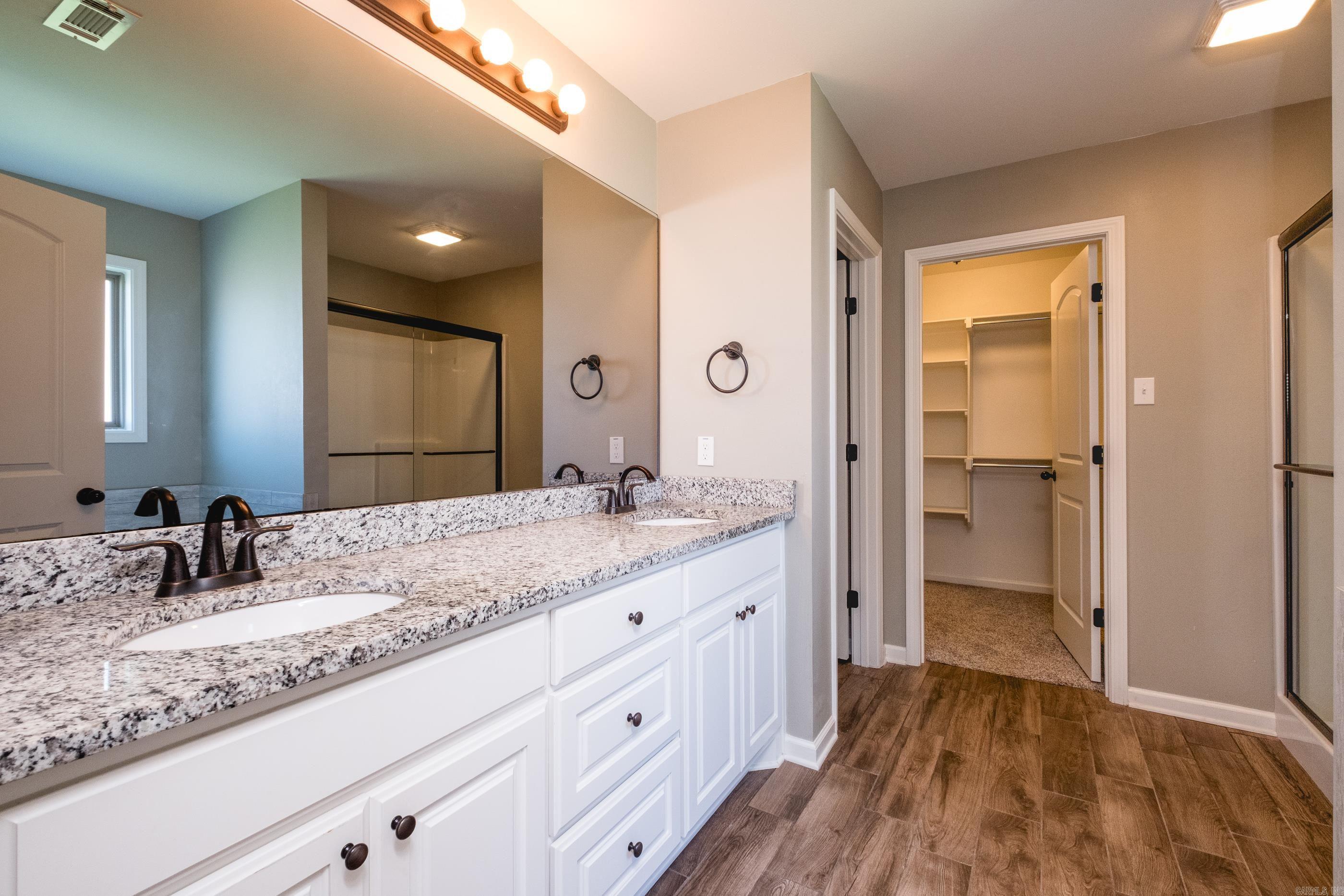 MILLERS GLENN - Residential