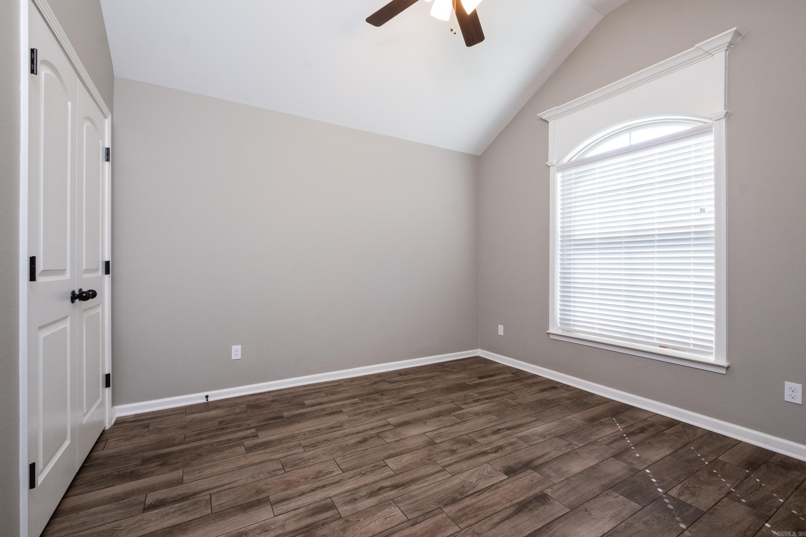 MILLERS GLENN - Residential