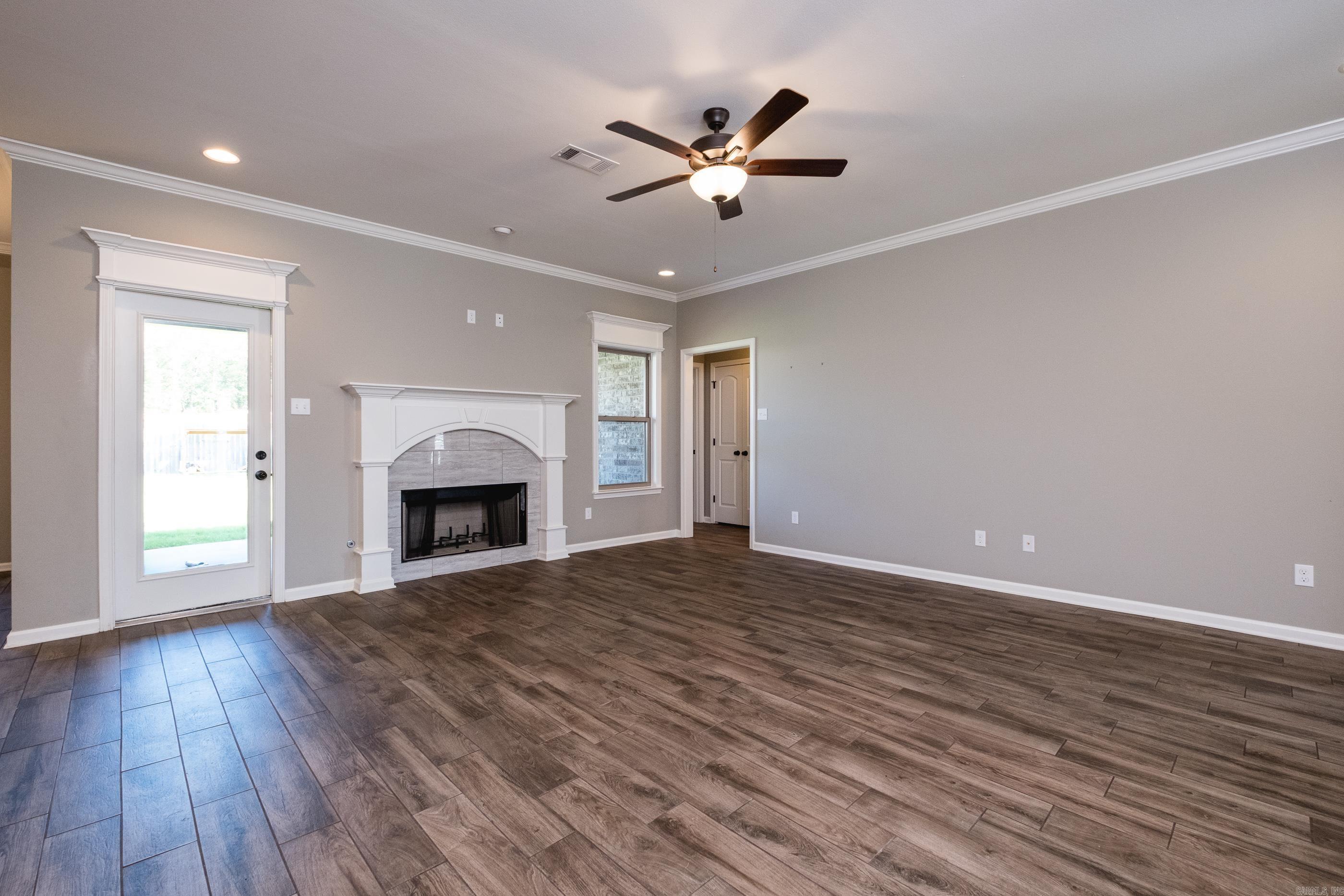 MILLERS GLENN - Residential