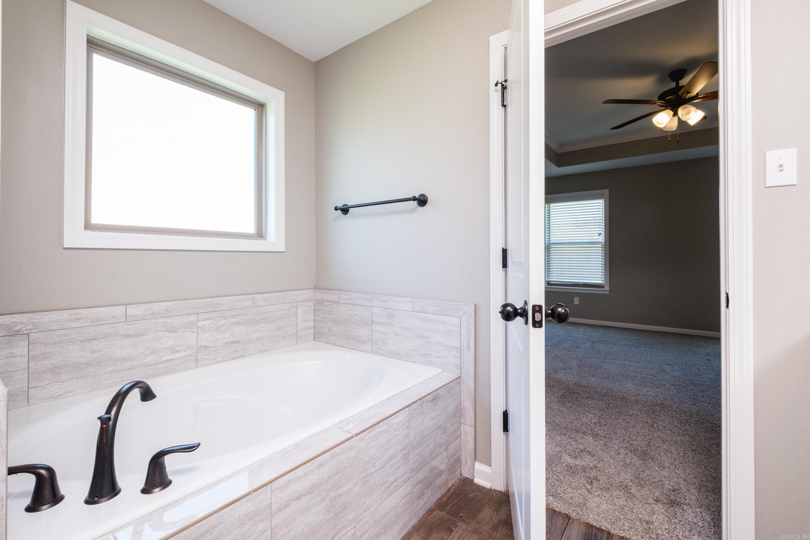 MILLERS GLENN - Residential